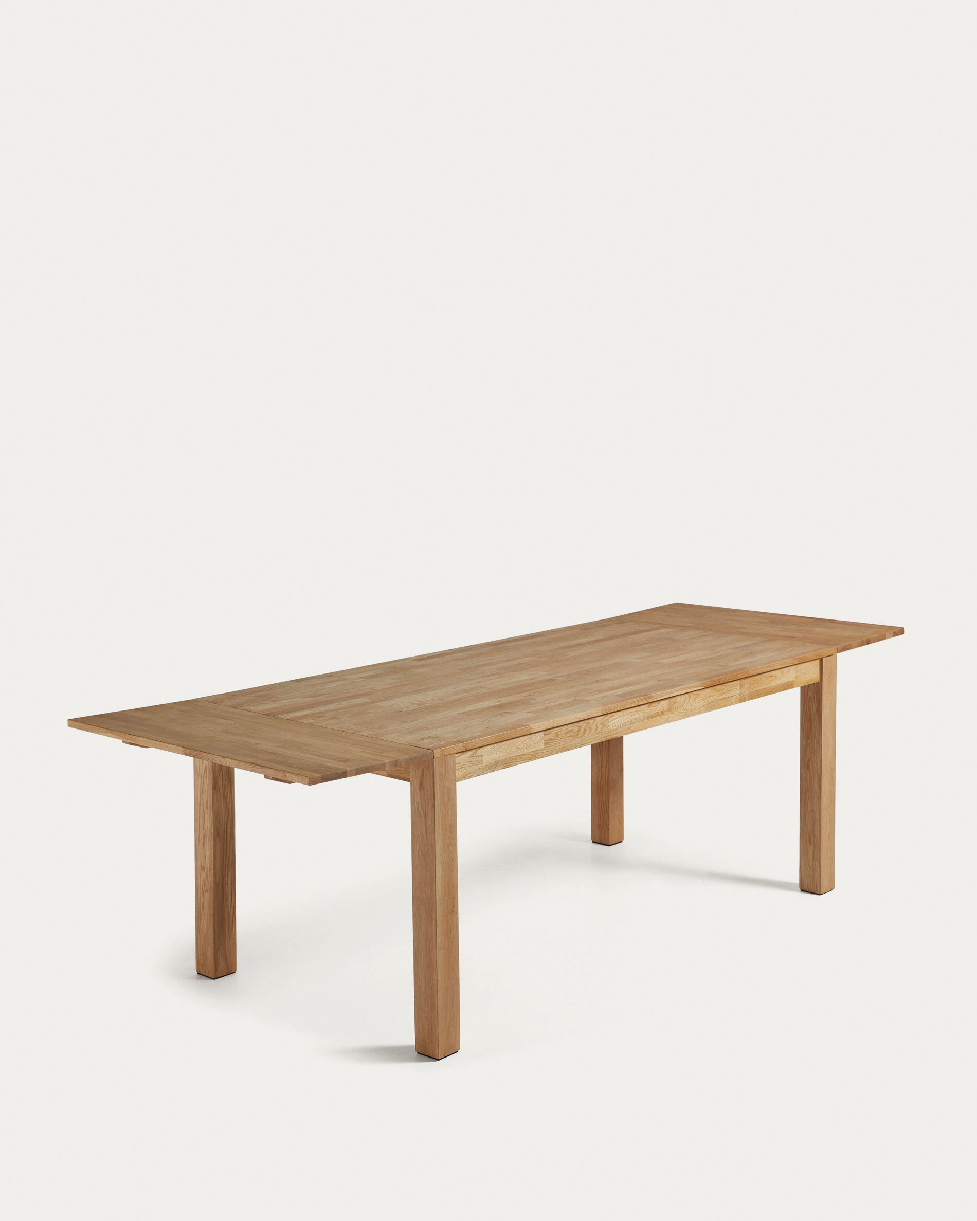 Isbel Esstisch aus massiver Eiche, ausziehbar von 180 auf 260 cm, modernes Design, perfekt für stilvolle und funktionale Räume.