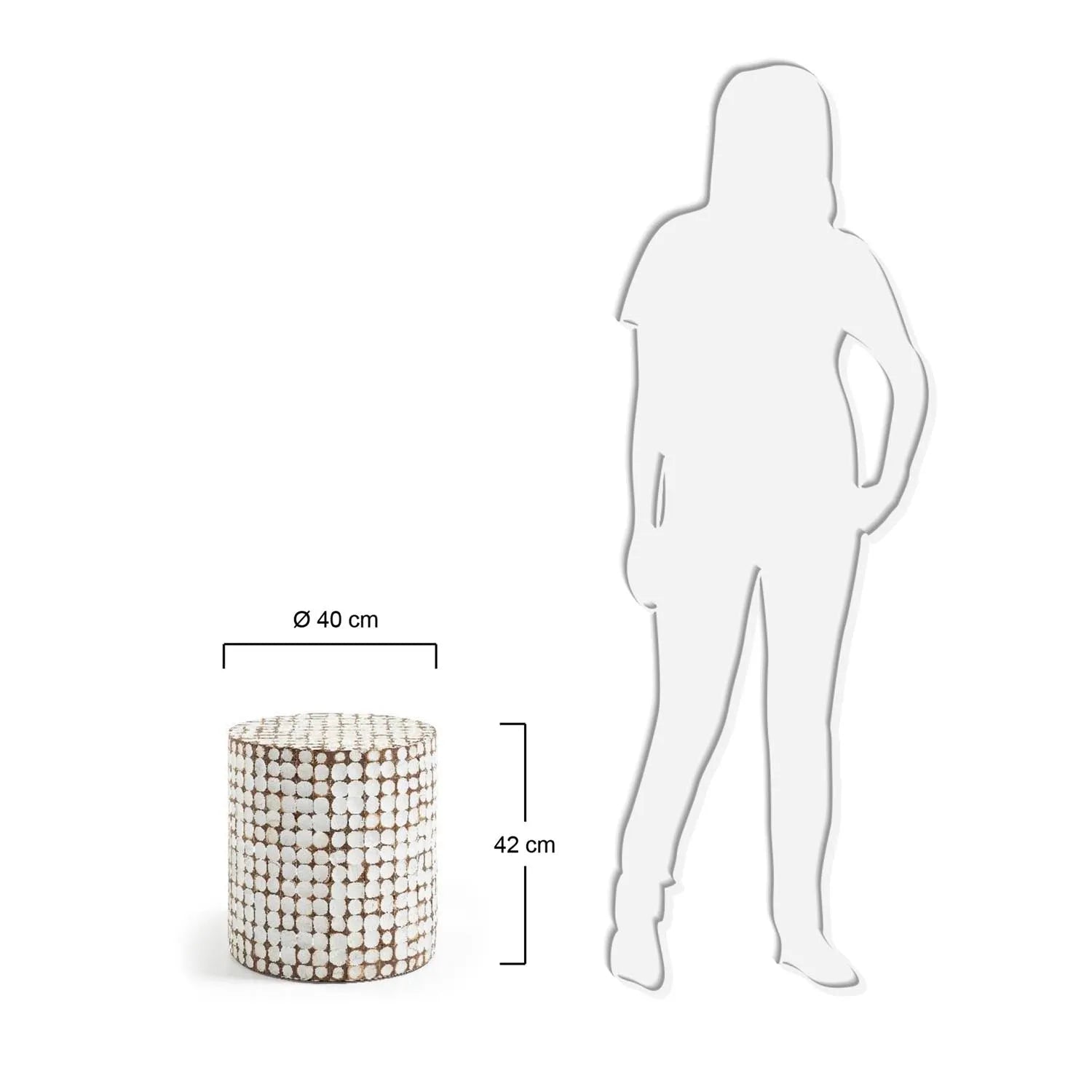 Stilvoller Necoco Tisch aus Mangoholz und Kokos, 40 cm, von Kave Home.
