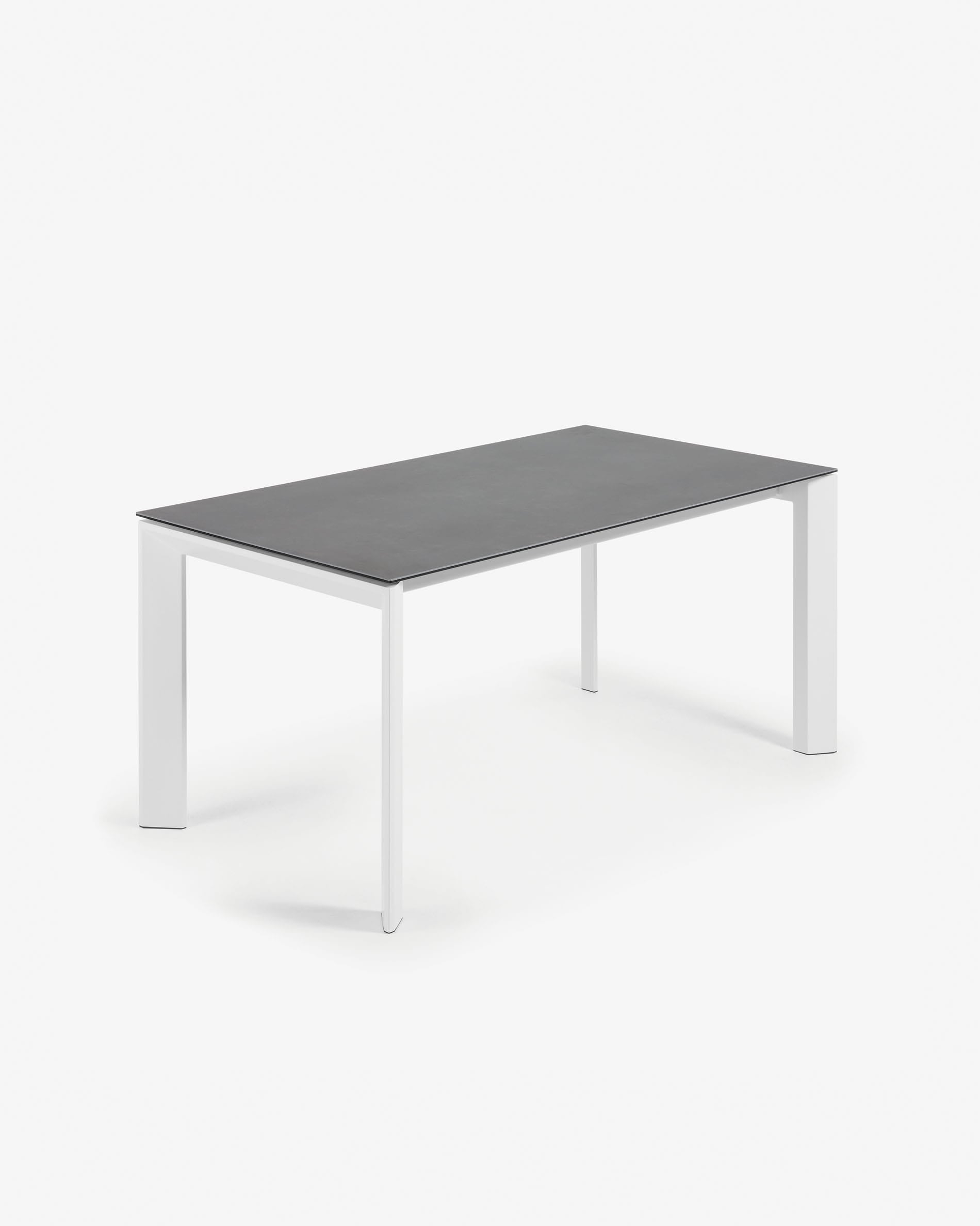 3D-Modell des Axis Ausziehtischs: Feinsteinzeug Vulcano Roca, weisse Beine, ausziehbar 160-220 cm, elegant und robust.