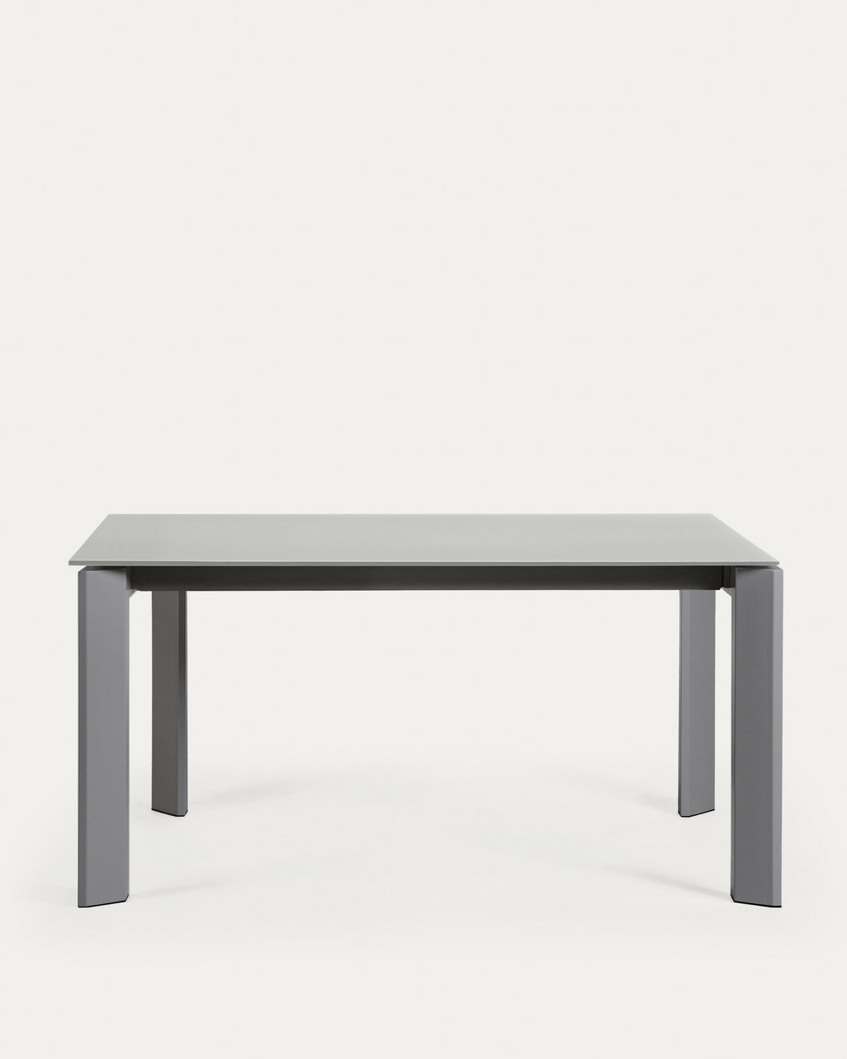 Axis Ausziehtisch aus Glas grau und Stahlbeine mit Finish in Dunkelgrau 160 (220) cm in Grau präsentiert im Onlineshop von KAQTU Design AG. Esstisch ist von Kave Home