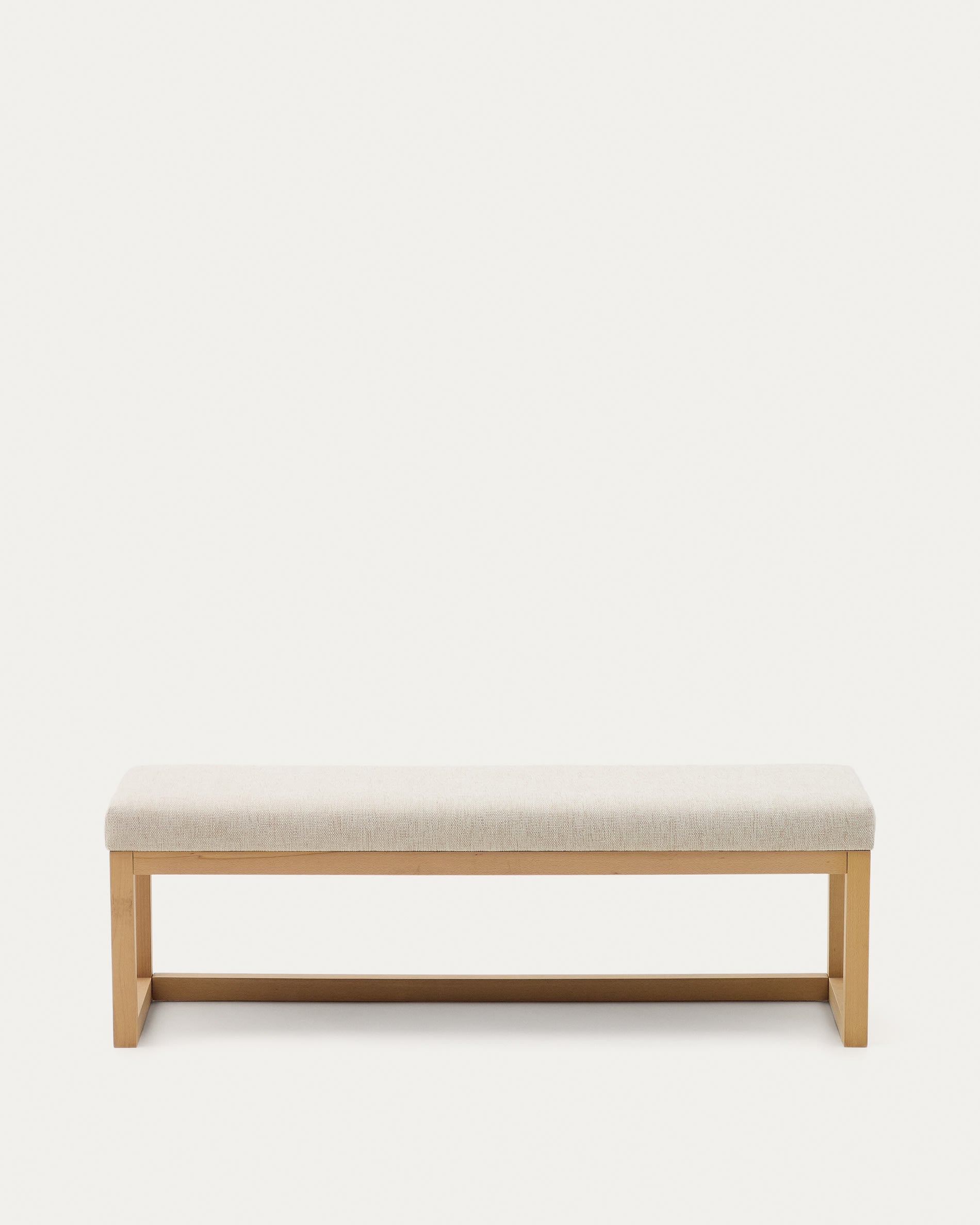Bank Loya aus beiger Chenille und Buchenholz 128 cm in Beige, Natur präsentiert im Onlineshop von KAQTU Design AG. Sitzbank ist von Kave Home