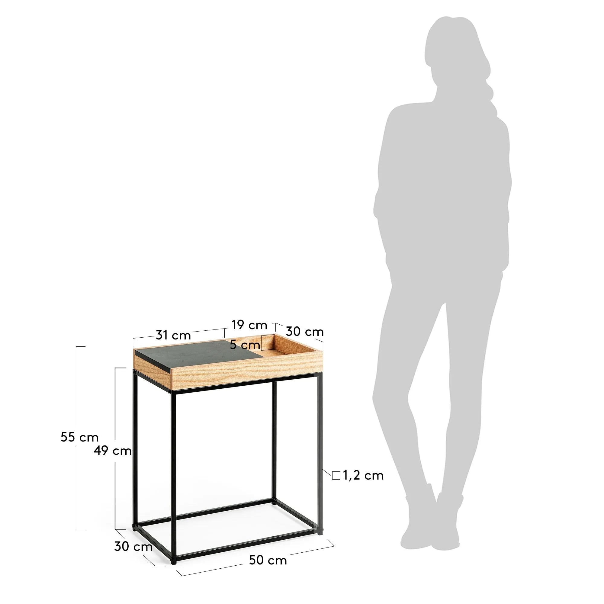 Eleganter Beistelltisch aus Eichenfurnier mit Metallfüßen, ideal für moderne Wohnräume. Kompakt und vielseitig einsetzbar.