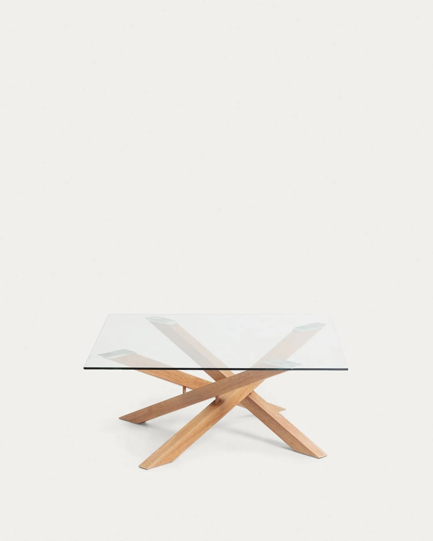 Der Kamido Couchtisch vereint Glas und Holzoptik-Stahl für zeitlose Eleganz und Funktionalität in jedem Wohnzimmer.