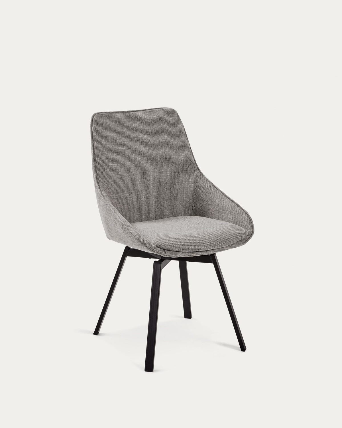 Jenna Drehstuhl hellgrau und Stahlbeine mit schwarzem Finish FSC 100% in Grau, Schwarz präsentiert im Onlineshop von KAQTU Design AG. Dreh-Schalenstuhl mit Armlehnen ist von Kave Home