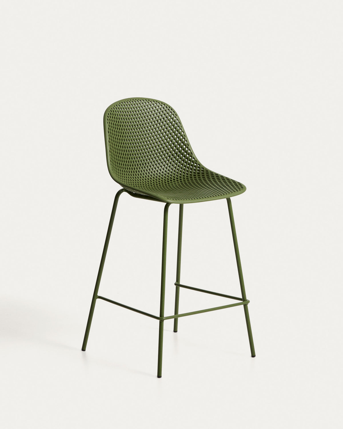 Outdoor-Hocker Quinby in Grün, 65 cm in Grün präsentiert im Onlineshop von KAQTU Design AG. Hocker Outdoor ist von Kave Home