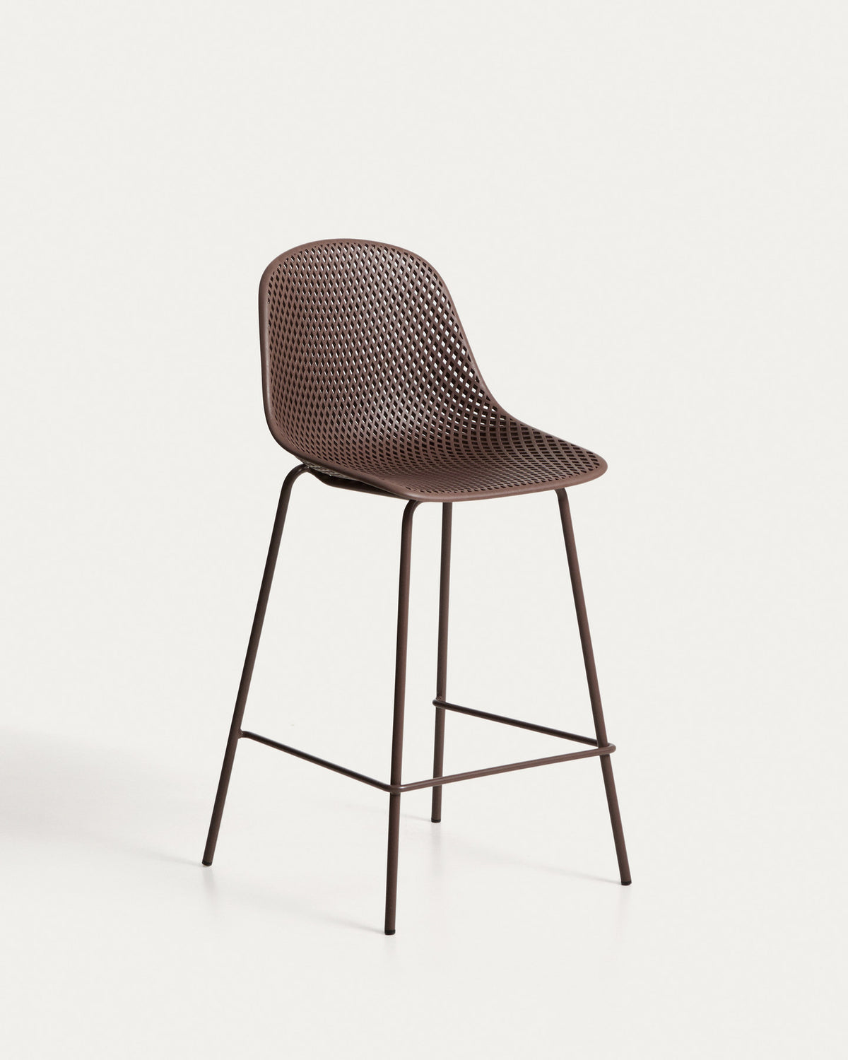 Outdoor-Hocker Quinby in Braun, 65 cm in Braun präsentiert im Onlineshop von KAQTU Design AG. Hocker Outdoor ist von Kave Home