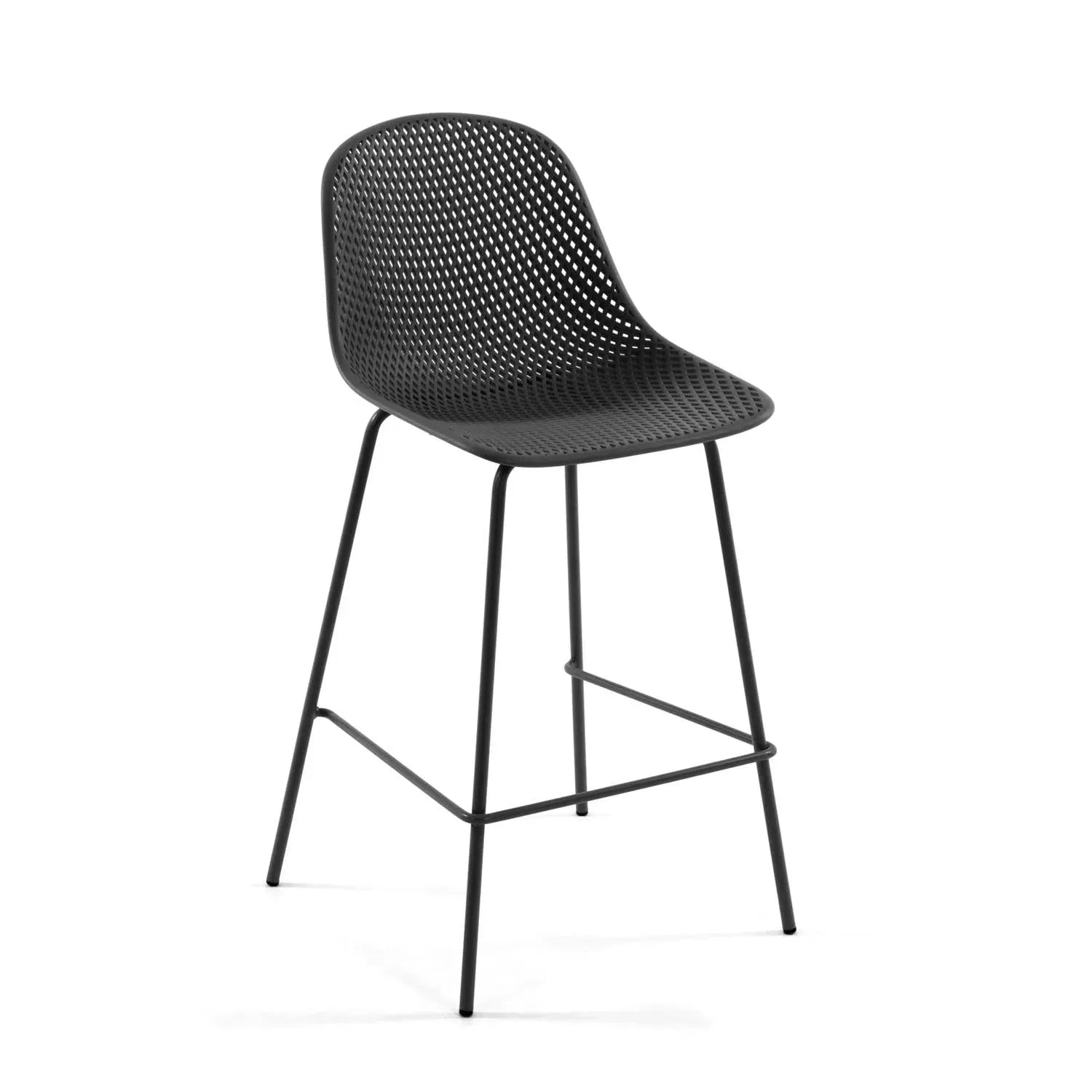 3D-Modell eines eleganten, grauen Outdoor-Hockers Quinby, 75 cm hoch, aus recycelbarem Polypropylen und Stahl.