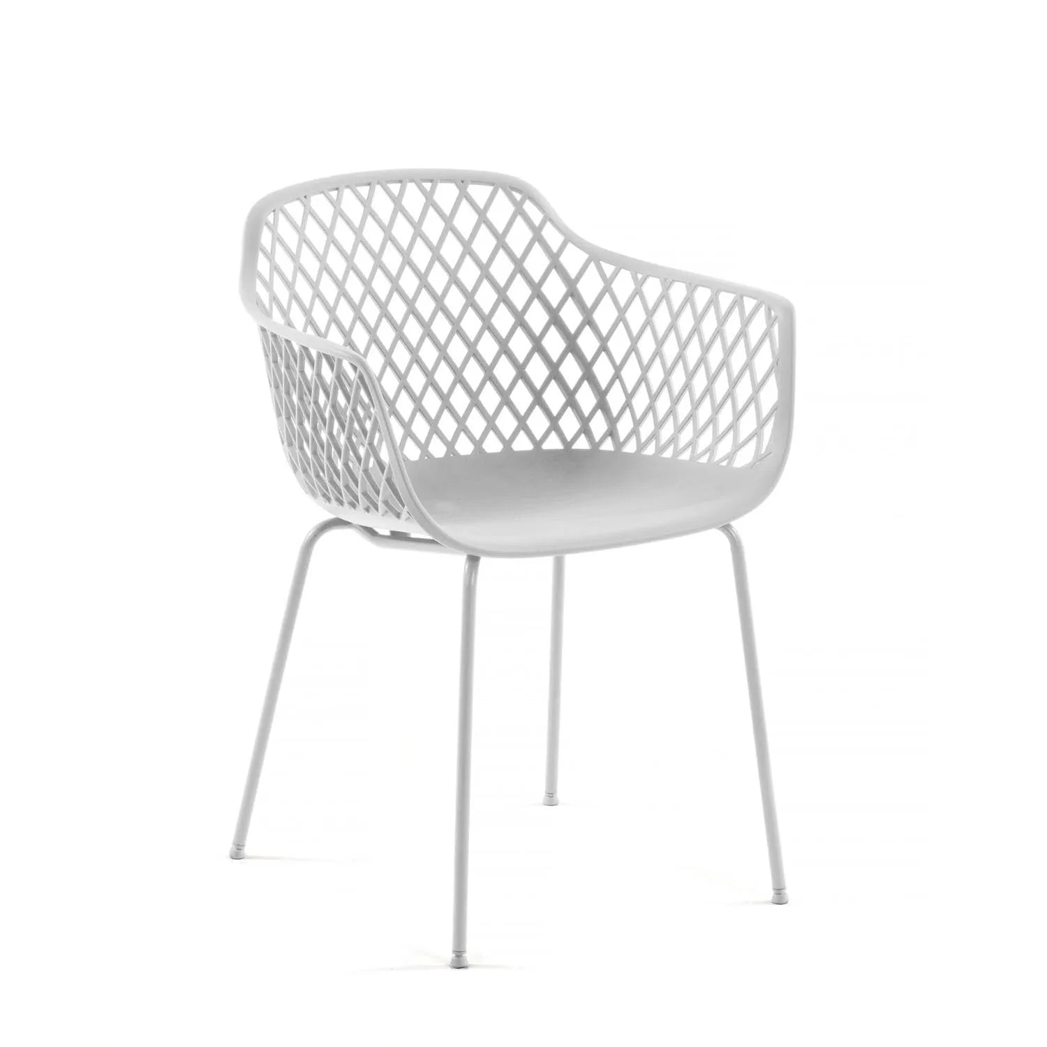 Eleganter, weißer Outdoor-Stuhl Quinn von Kave Home, modernes Design, witterungsbeständig, ideal für Garten & Balkon.