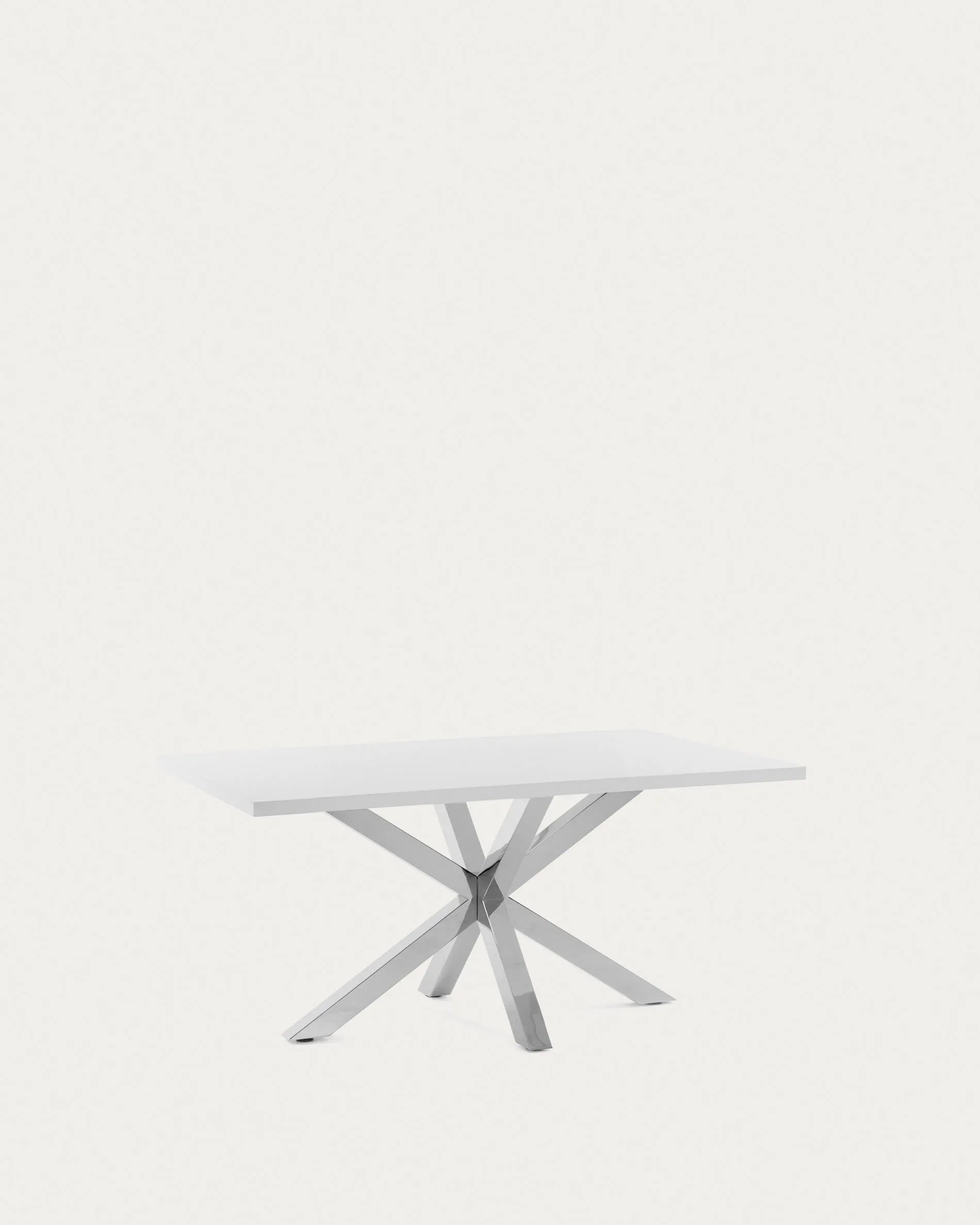 Eleganter Argo Tisch: Weißes Melamin trifft auf Edelstahlbeine – modern, robust und ideal für gesellige Runden.