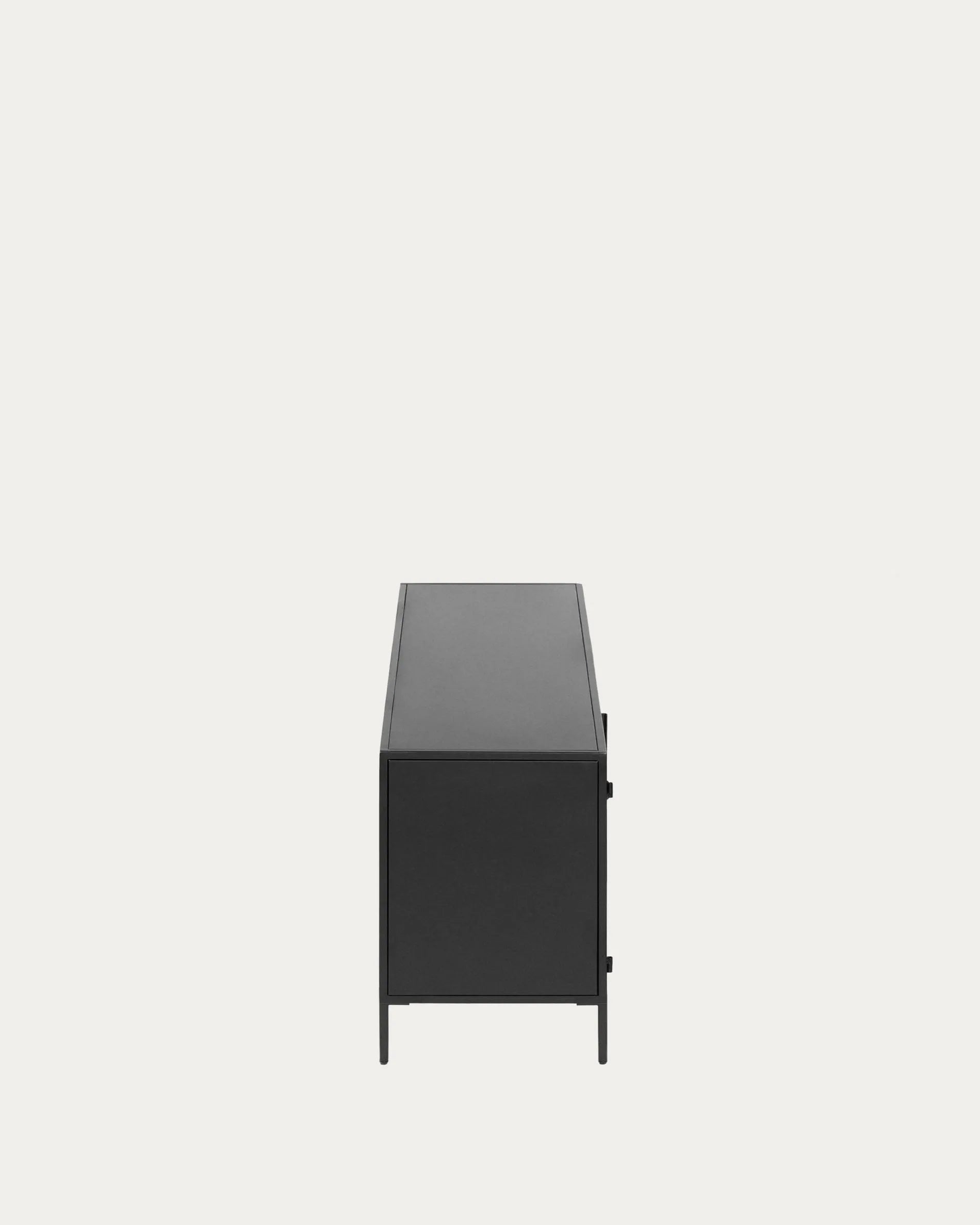 Eleganter TV-Schrank im Industrial-Design mit schwarzem Metall, Tür und Schublade für stilvolle Ordnung.