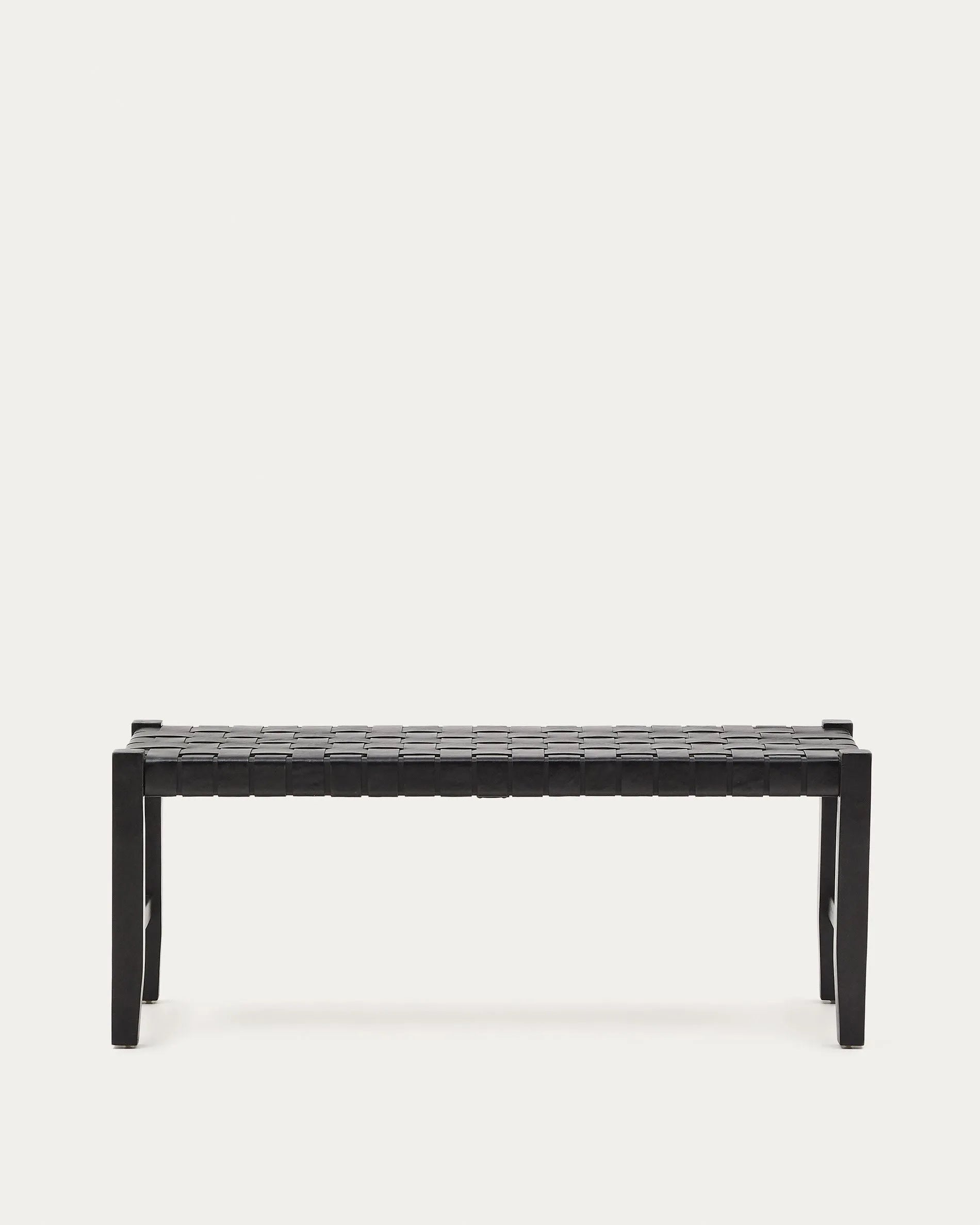 Calixta Bank: 120 cm, Leder, massives Mahagoni, schwarzes Finish, perfekt für moderne und elegante Wohnräume.