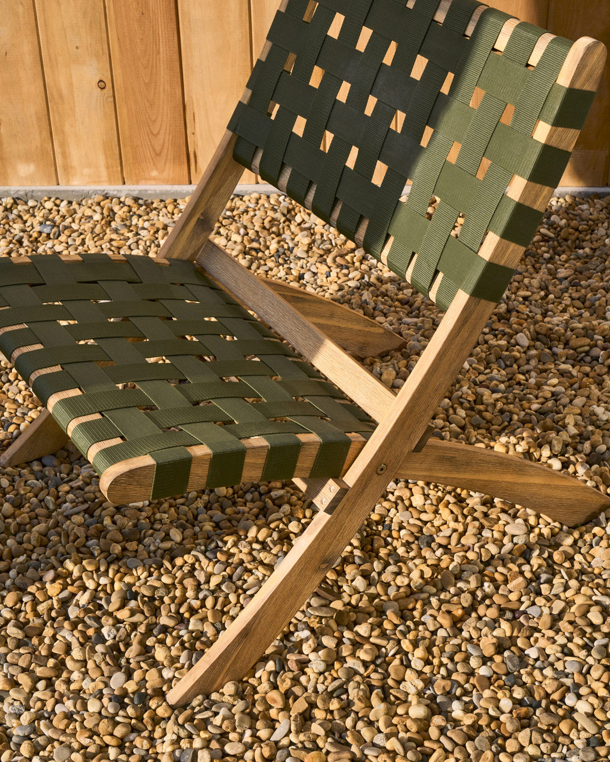 Chabeli Klappsessel massives Akazienholz und grünes Seil FSC 100 % in Grün präsentiert im Onlineshop von KAQTU Design AG. Outdoor-Sessel ist von Kave Home