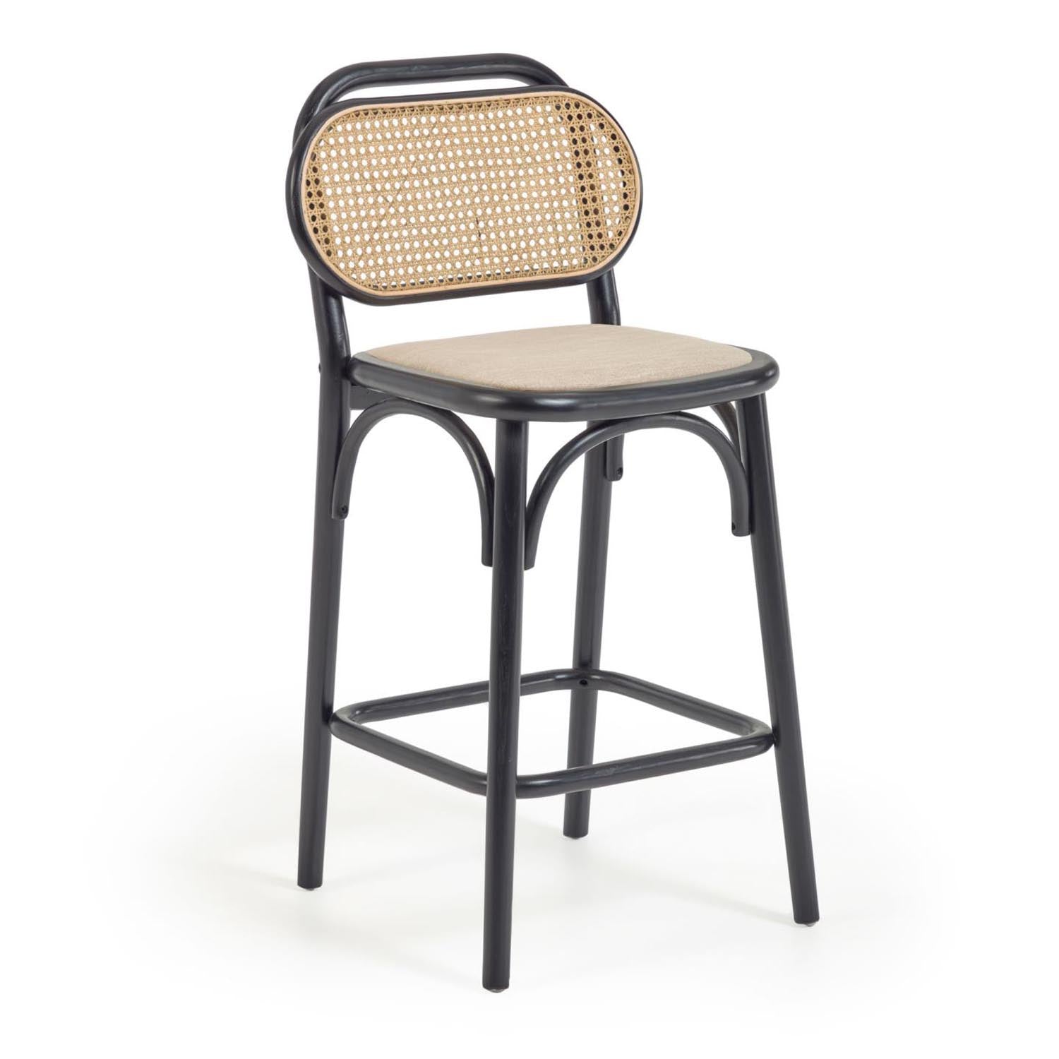 Eleganter Doriane Hocker: 65 cm hoch, massives Ulmenholz, schwarzes Lackfinish, gepolsterter Sitz, ideal für moderne Küchen.