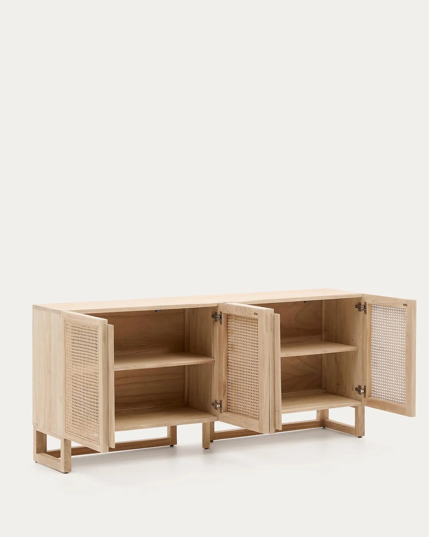 Das Rexit Sideboard vereint modernes Design mit Wiener Geflecht und Mindi-Holz, ideal für stilvolle Aufbewahrung.