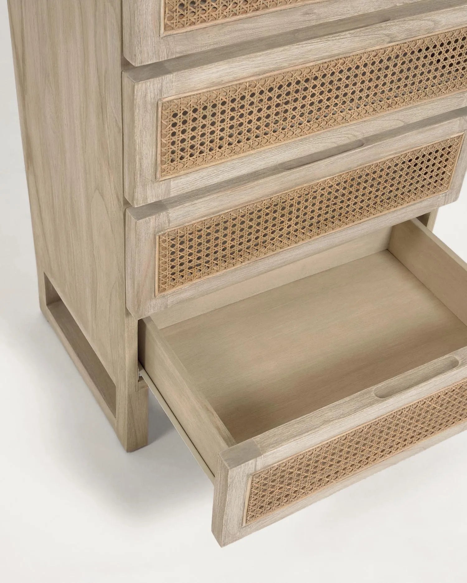 Elegante Kommode aus Mindi-Holz und Rattan, 5 Schubladen, 60x113 cm, vereint Stil und Funktionalität für Ihr Zuhause.
