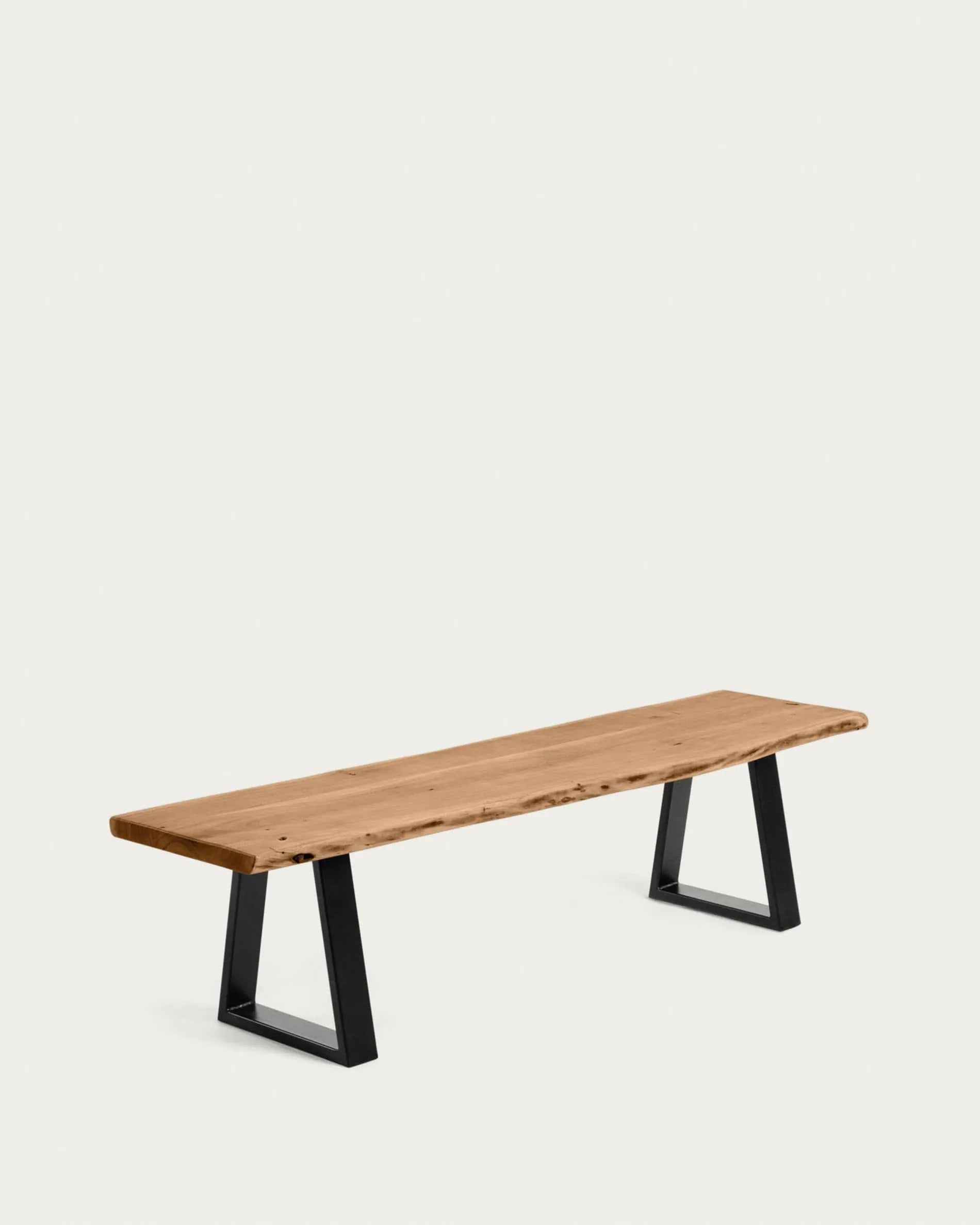 3D-Modell der Alaia Bank: Akazienholz, schwarze Stahlbeine, 160 cm. Zeitlos, robust, vielseitig. Für AR geeignet.