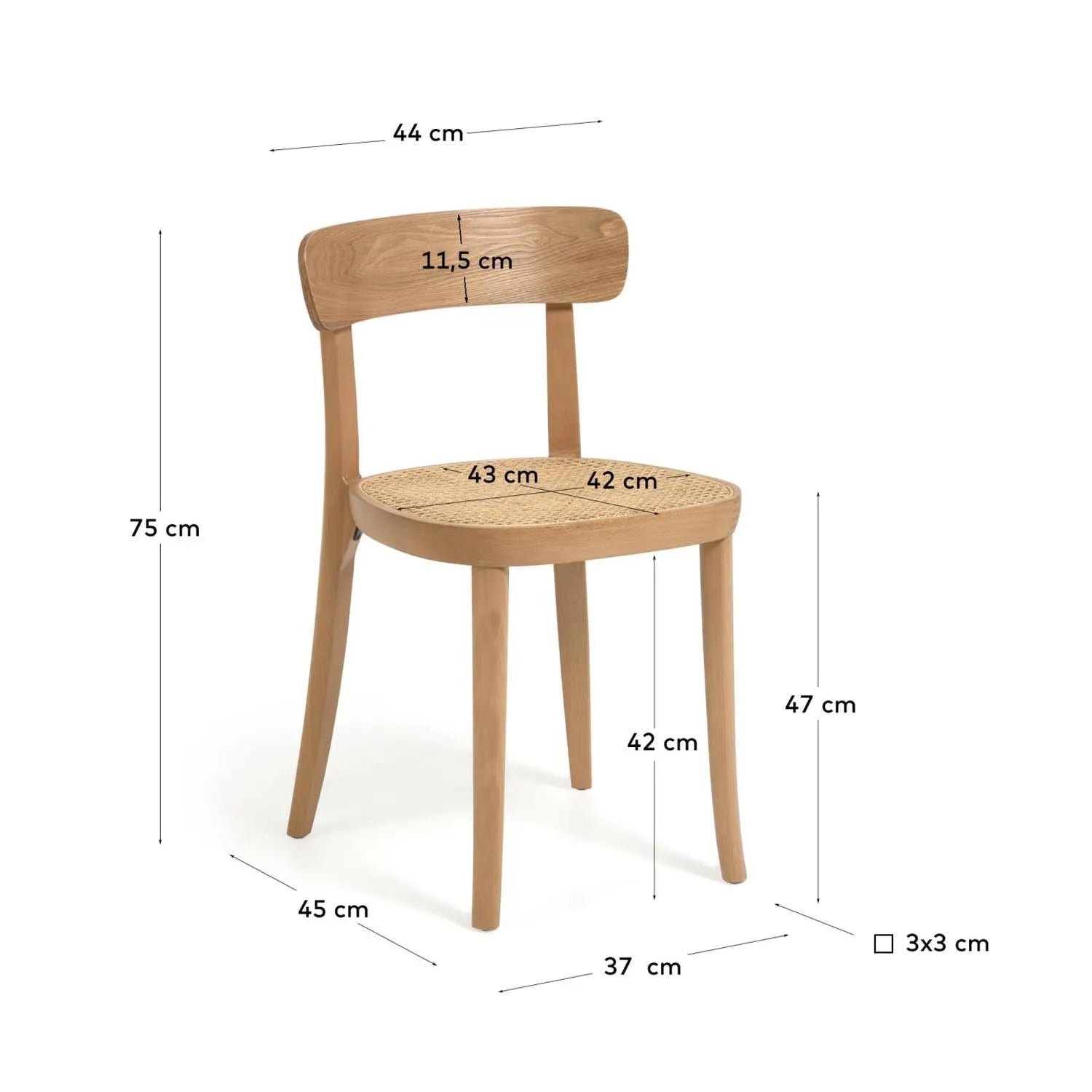 Eleganter Romane Stuhl aus Buchenholz mit Rattan von Kave Home.