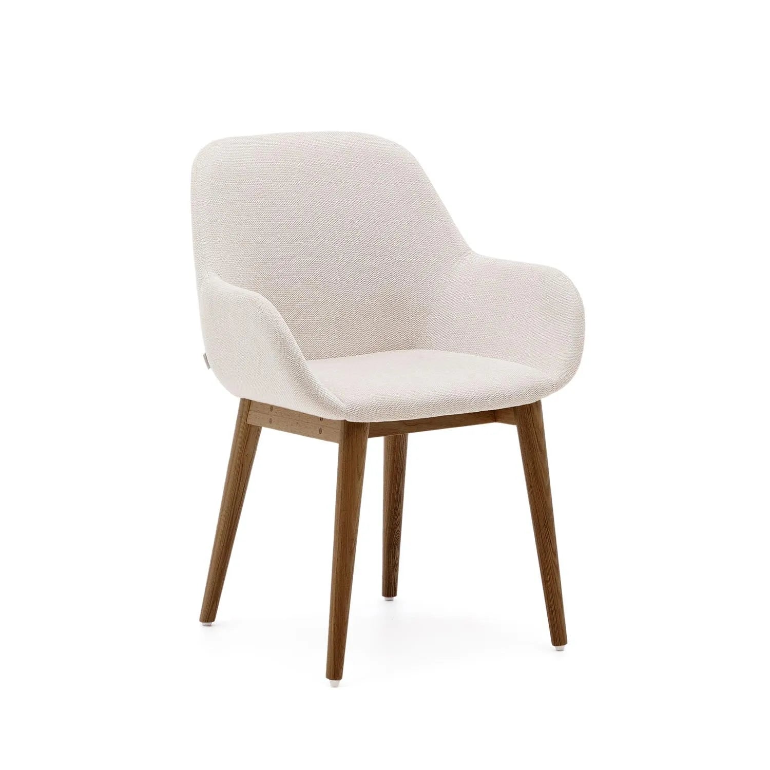 Eleganter Konna Stuhl in Beige mit dunklen Eschenholzbeinen.