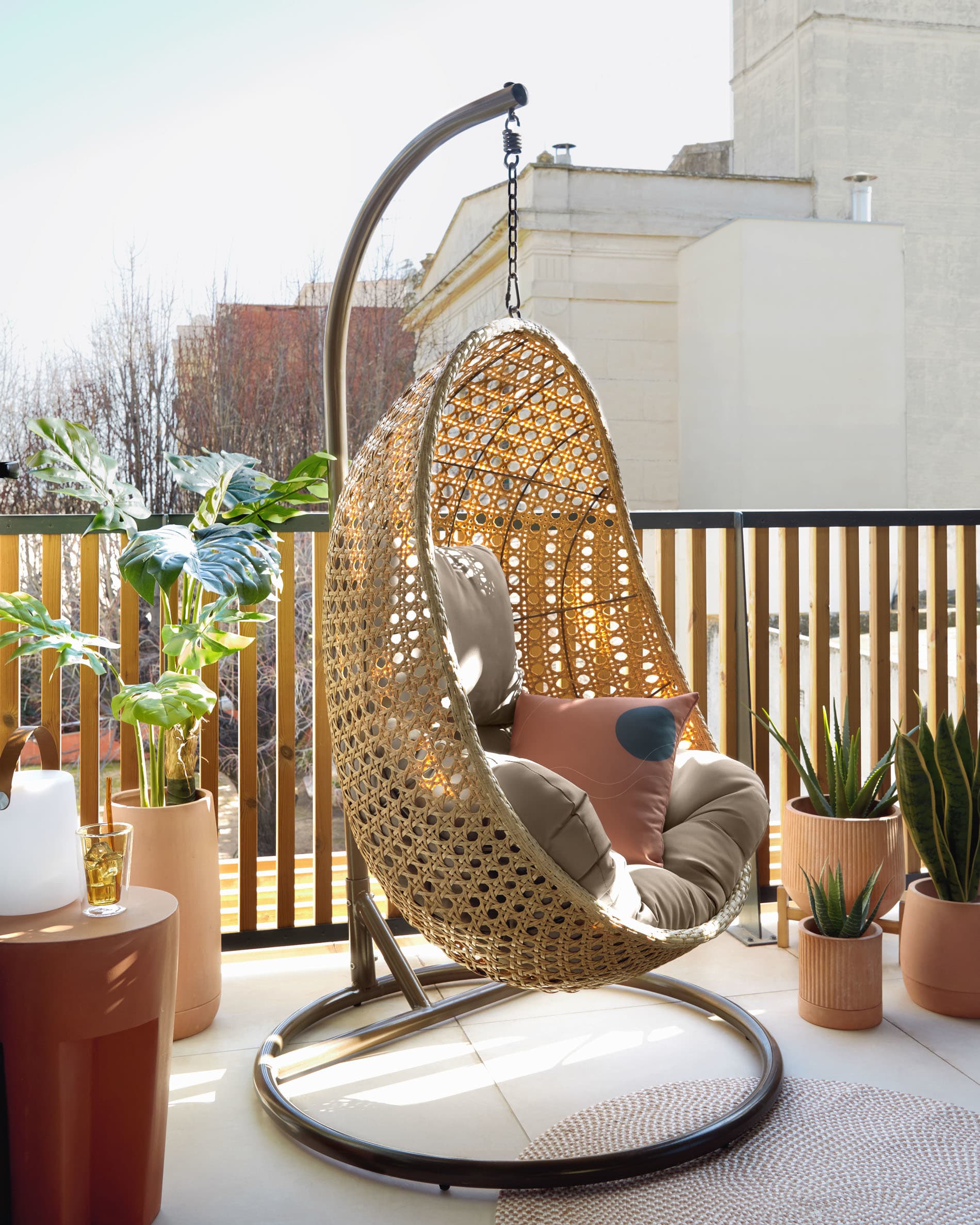 Dalias steel frame for hanging chair in black