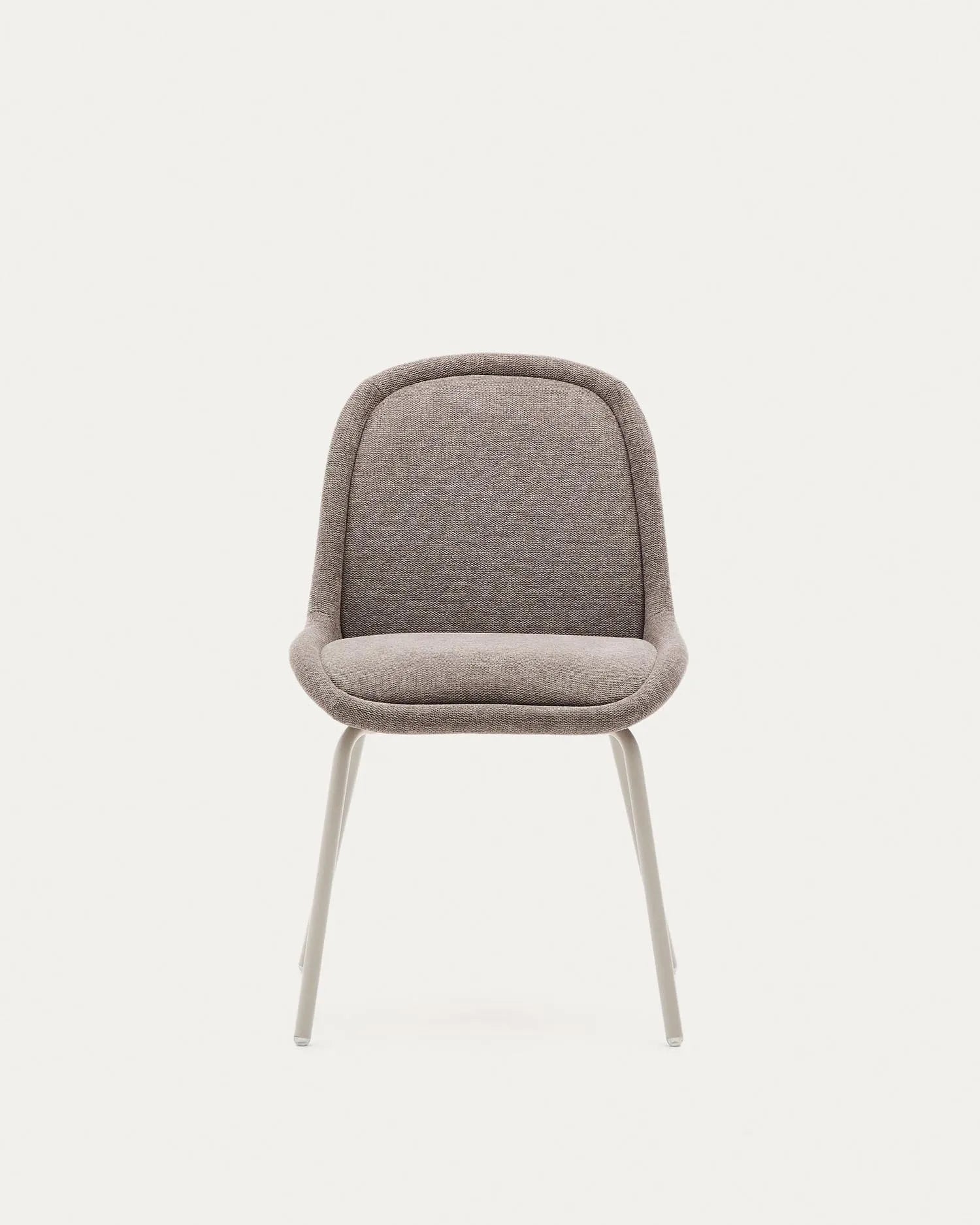 Der Aimin Stuhl vereint elegantes Design mit Komfort: hellbrauner Chenille-Bezug, stabile Stahlbeine, FSC-zertifiziert, ideal für jeden Raum.