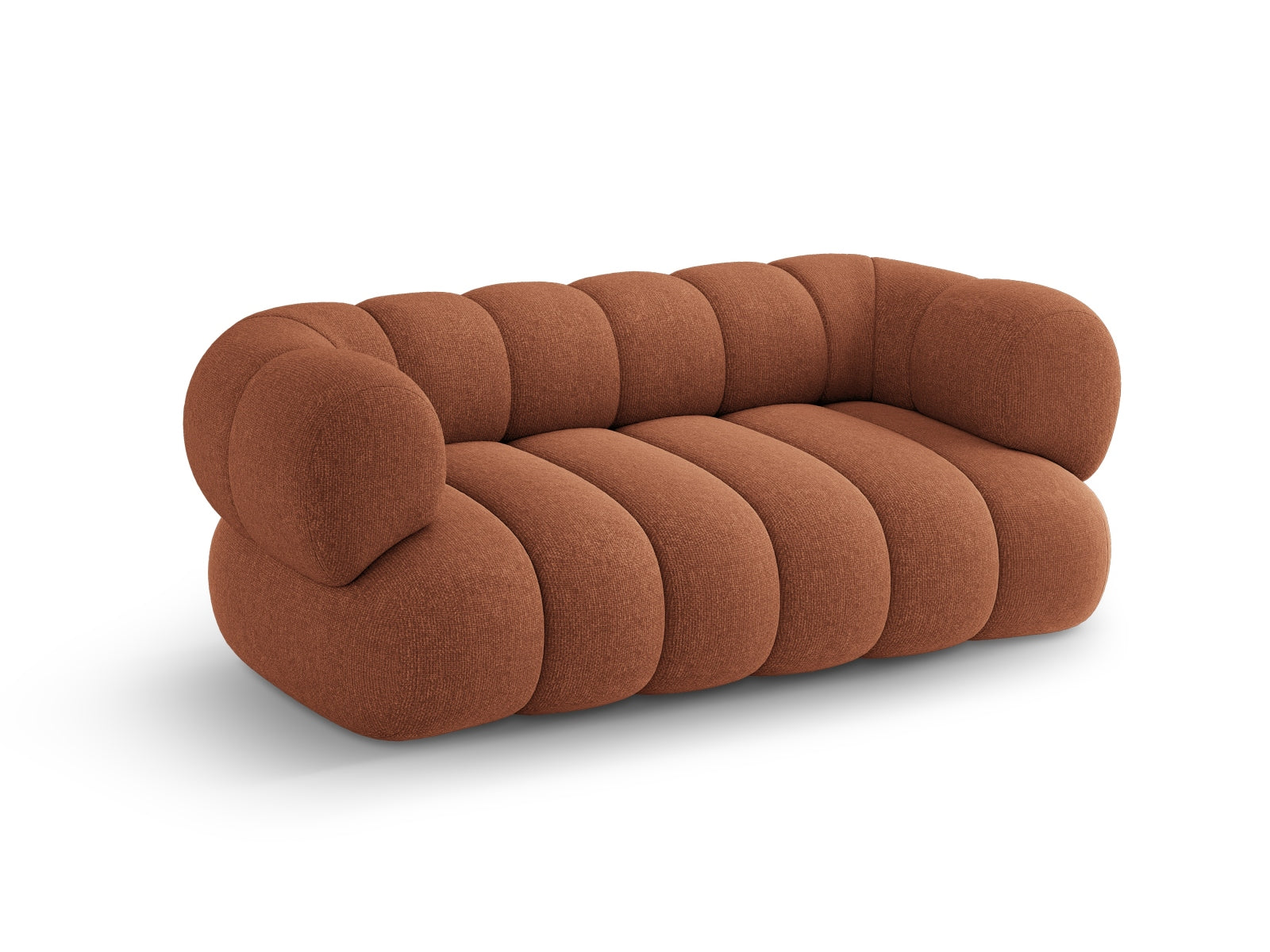Modernes Koge 2-Sitzer Sofa in der Farbe Brick-Eden, perfekt für gemütliche und stilvolle Wohnambiente, angeboten von Cosmopolitan Design.