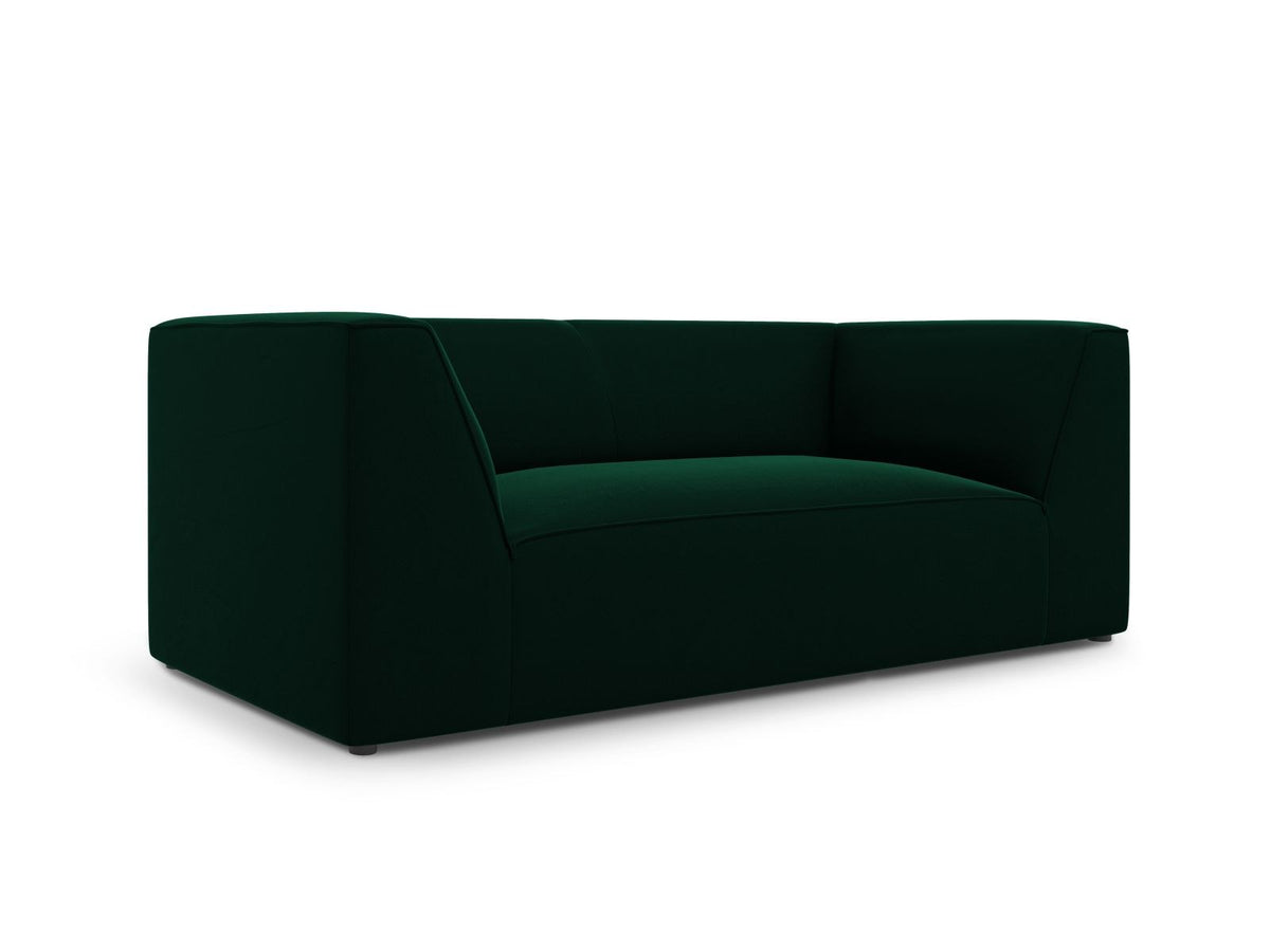 Zweisitzer-Sofa Siena in Beige-Salvador-Samt mit schwarzen Kunststoffbeinen, gepolsterter Sitzfläche und niedriger Rückenlehne, Frontansicht.