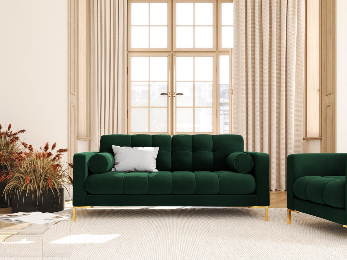 Zweisitziges Sofa Bali mit Stoffbezug, Dekokissen und schlanken Metallbeinen