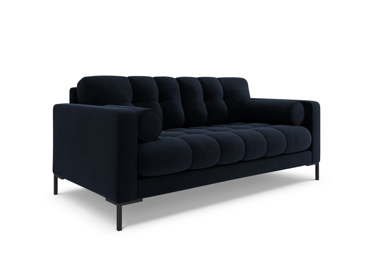 Zweisitziges Sofa Bali mit Stoffbezug, Dekokissen und schlanken Metallbeinen