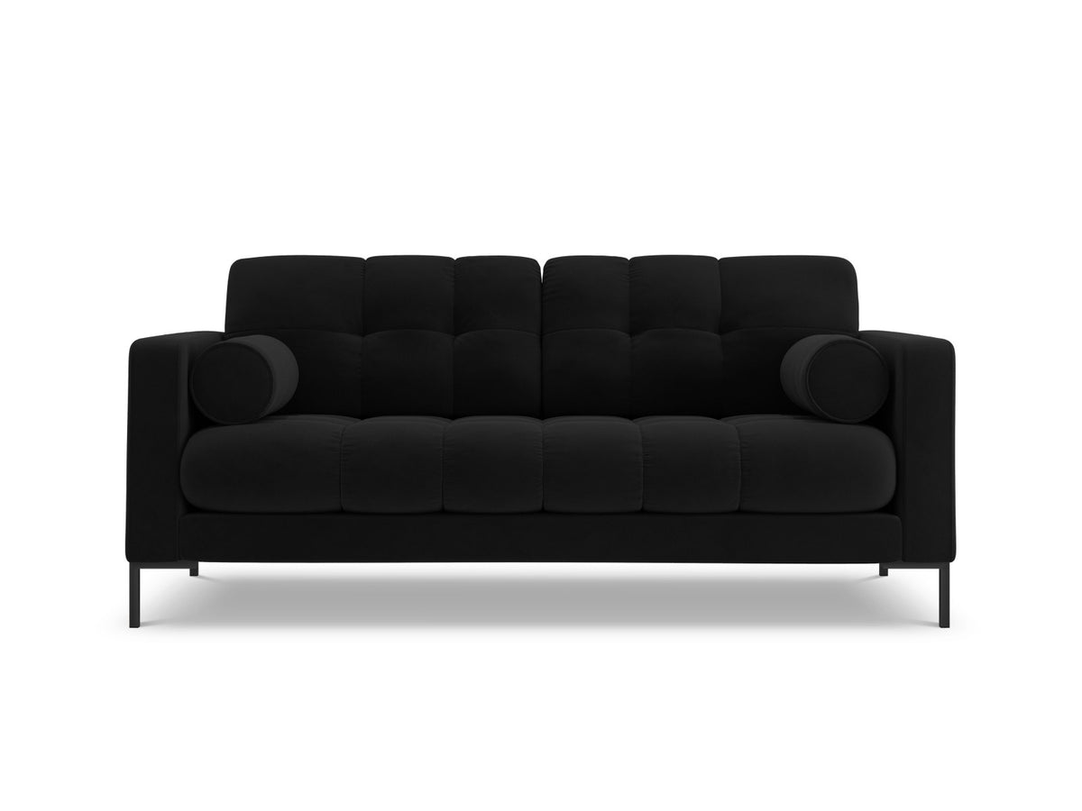 Zweisitziges Sofa Bali mit Stoffbezug, Dekokissen und schlanken Metallbeinen