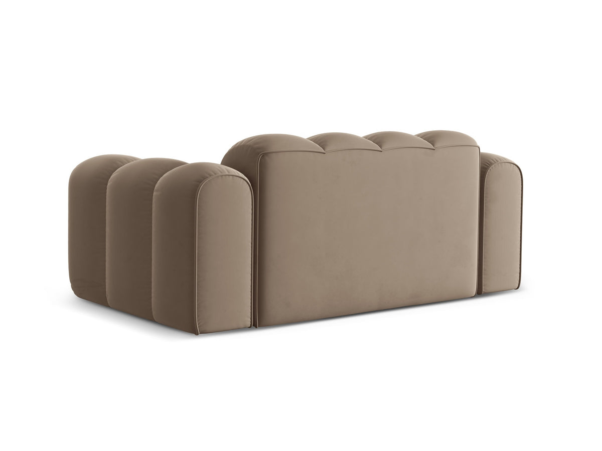 2-Sitzer Sofa Treno in Cappuccino-Bluvel präsentiert im Onlineshop von KAQTU Design AG. 2er Sofa ist von Cosmopolitan Design