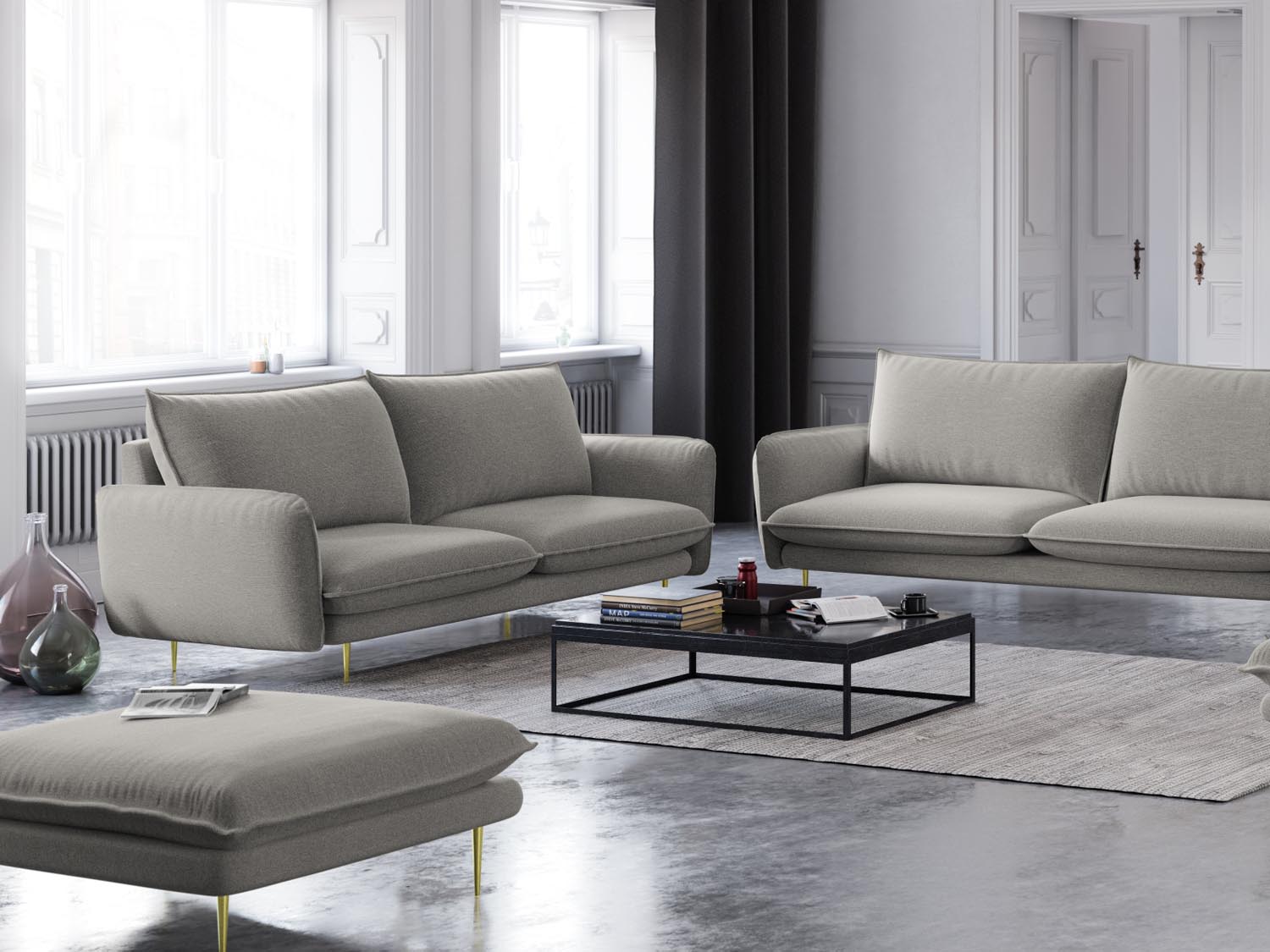Elegantes 2-Sitzer Sofa von Cosmopolitan Design, ideal für kleine Räume. Hochwertige Materialien, komfortabel und stilvoll. Jetzt entdecken!
