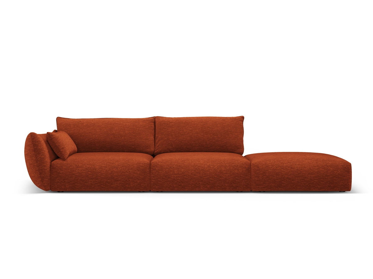 4er Sofa Matera mit Rückenlehne und Ottoman, Stoffbezug, kurze schwarze Beine
