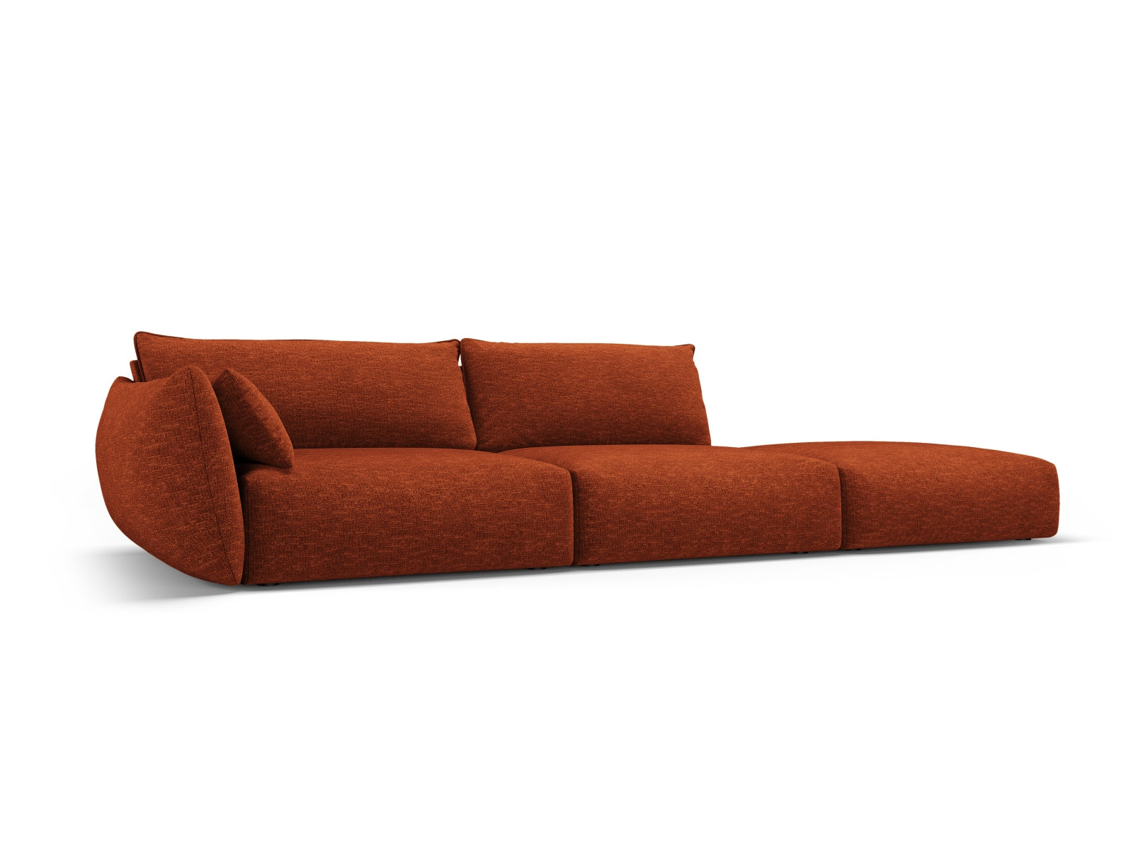 Elegantes 4-Sitzer Sofa rechts Matera in warmem Terracotta, ideal für stilvolle Wohnräume, erhältlich bei KAQTU Design AG.