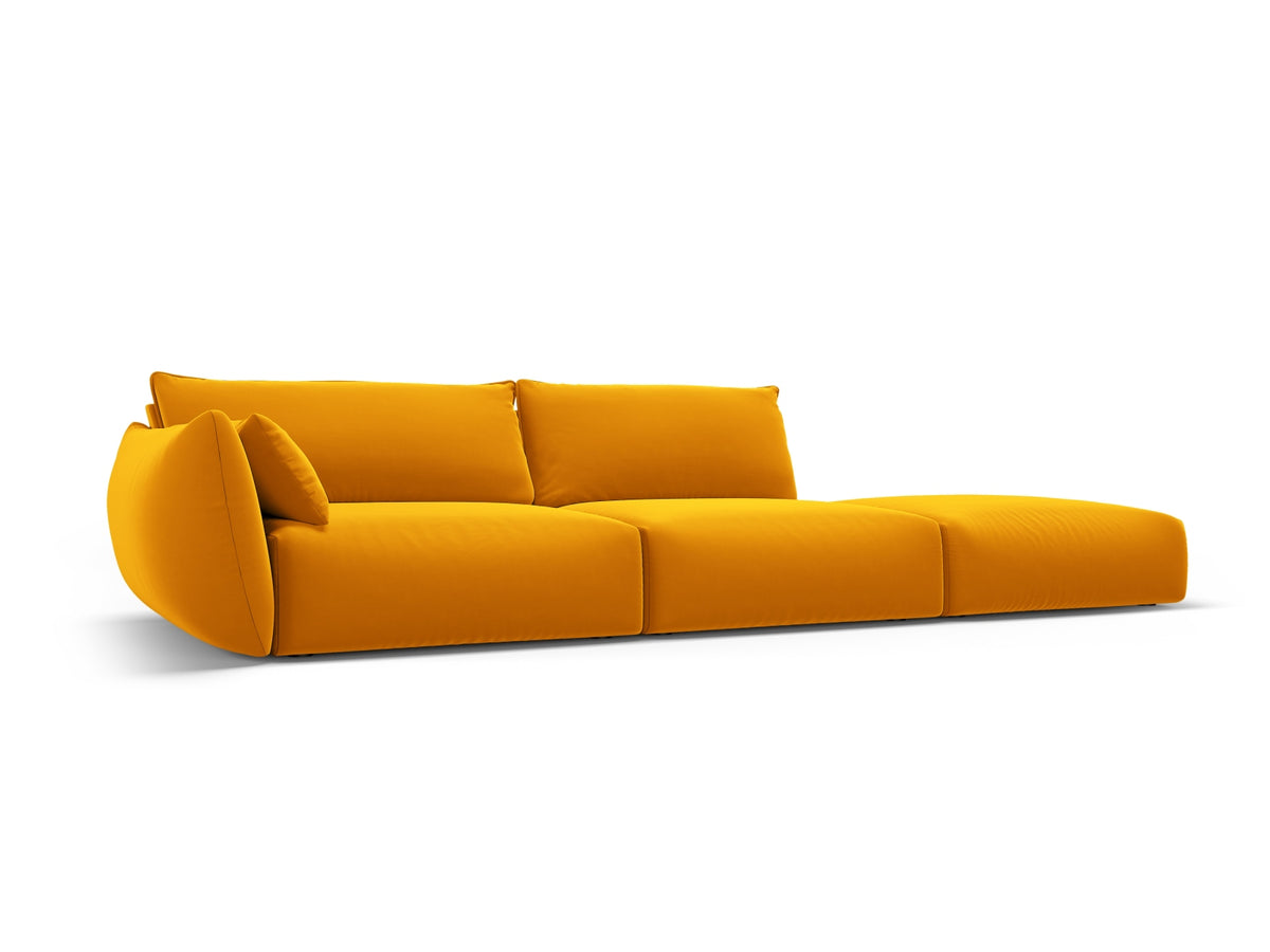 4er Sofa Matera mit Rückenlehne und Ottoman, Stoffbezug, kurze schwarze Beine