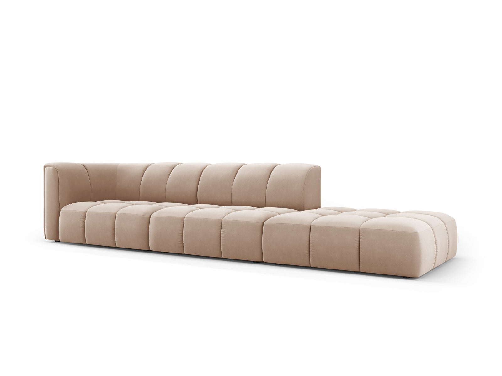Beige-Bluvel 4-Sitzer Modular Sofa Moritz von Cosmopolitan Design, stilvoll und modern, ideal für jedes Wohnzimmer, präsentiert von KAQTU Design AG.