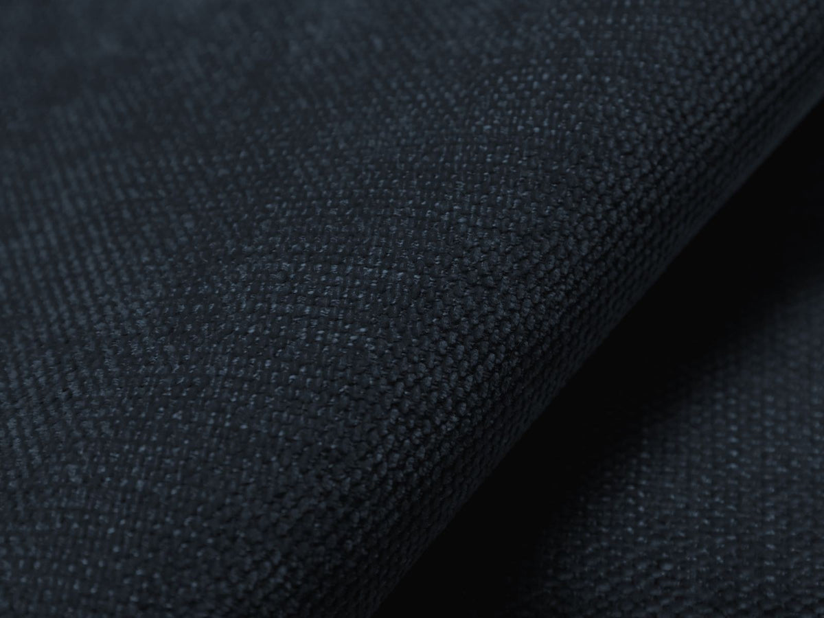 Beiges 3er Sofa Turin von Cosmopolitan Design mit Chenille-Stoffbezug Rosario, Massivholzrahmen und Beinen aus schwarzem Buchenholz.