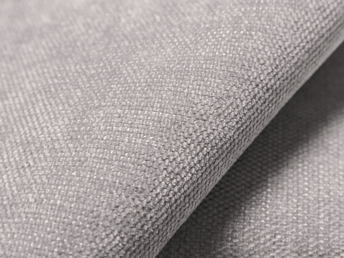 Beiges 3er Sofa Turin von Cosmopolitan Design mit Chenille-Stoffbezug Rosario, Massivholzrahmen und Beinen aus schwarzem Buchenholz.