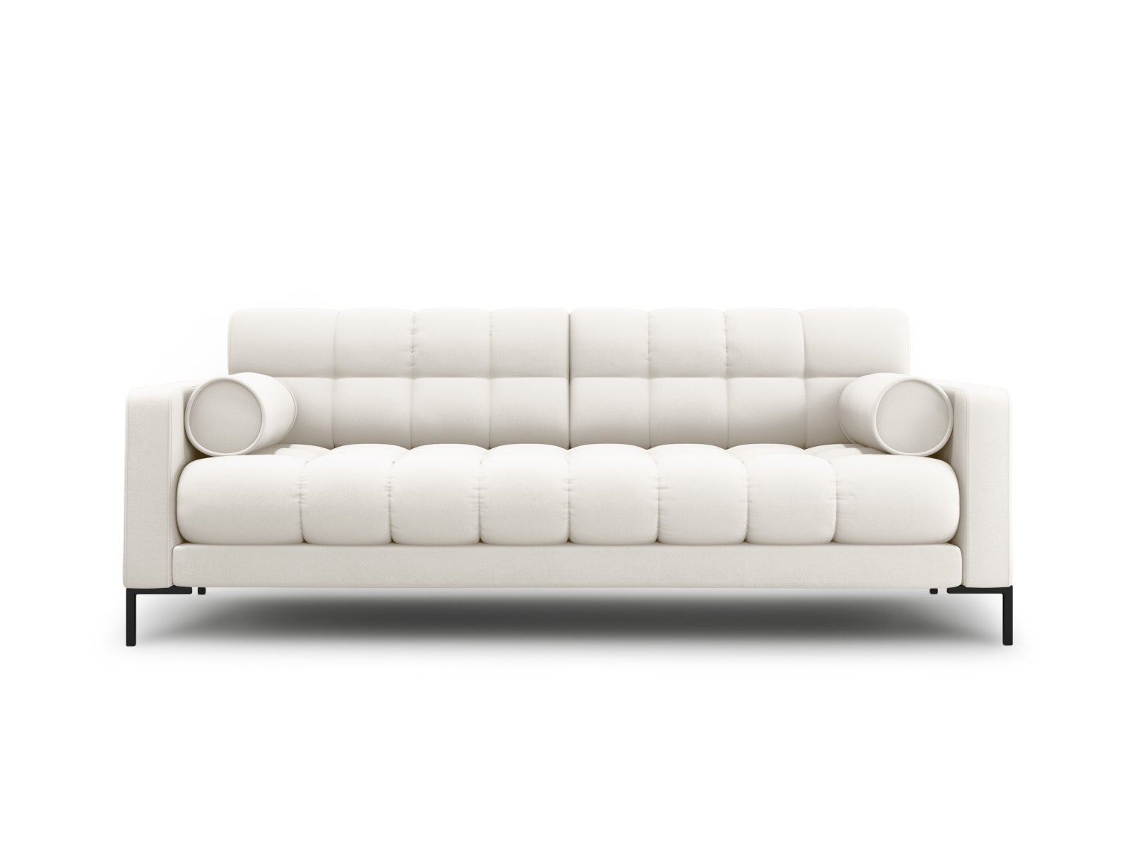 Elegantes 3-Sitzer Sofa Bali in sanftem Beige, ideal für stilvolle Wohnräume, entworfen von Cosmopolitan Design.
