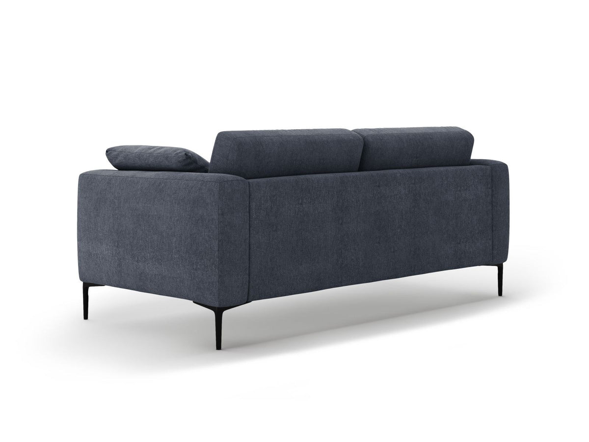 Beige-Sorella 3-Sitzer Sofa mit Strukturstoff, Massivholzrahmen und schwarzen Metallbeinen, klassische Sofaform mit gerader Rückenlehne.