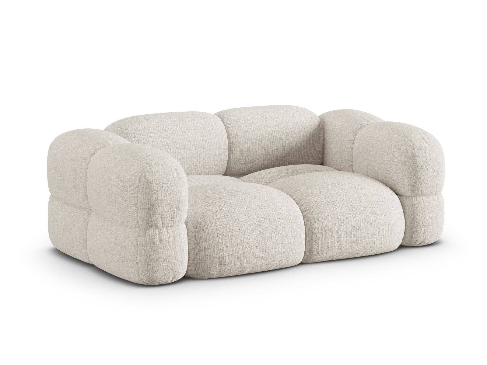 Elegantes 3-Sitzer Sofa Loretto in Beige von Cosmopolitan Design, perfekt für stilvolle Wohnräume und gemütliche Abende.