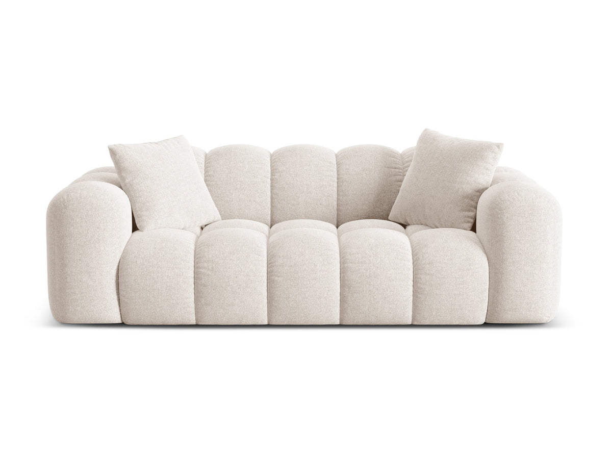 3er Sofa Treno mit Stoffbezug, schwarzen Kunststoffbeinen und flacher Rückenlehne