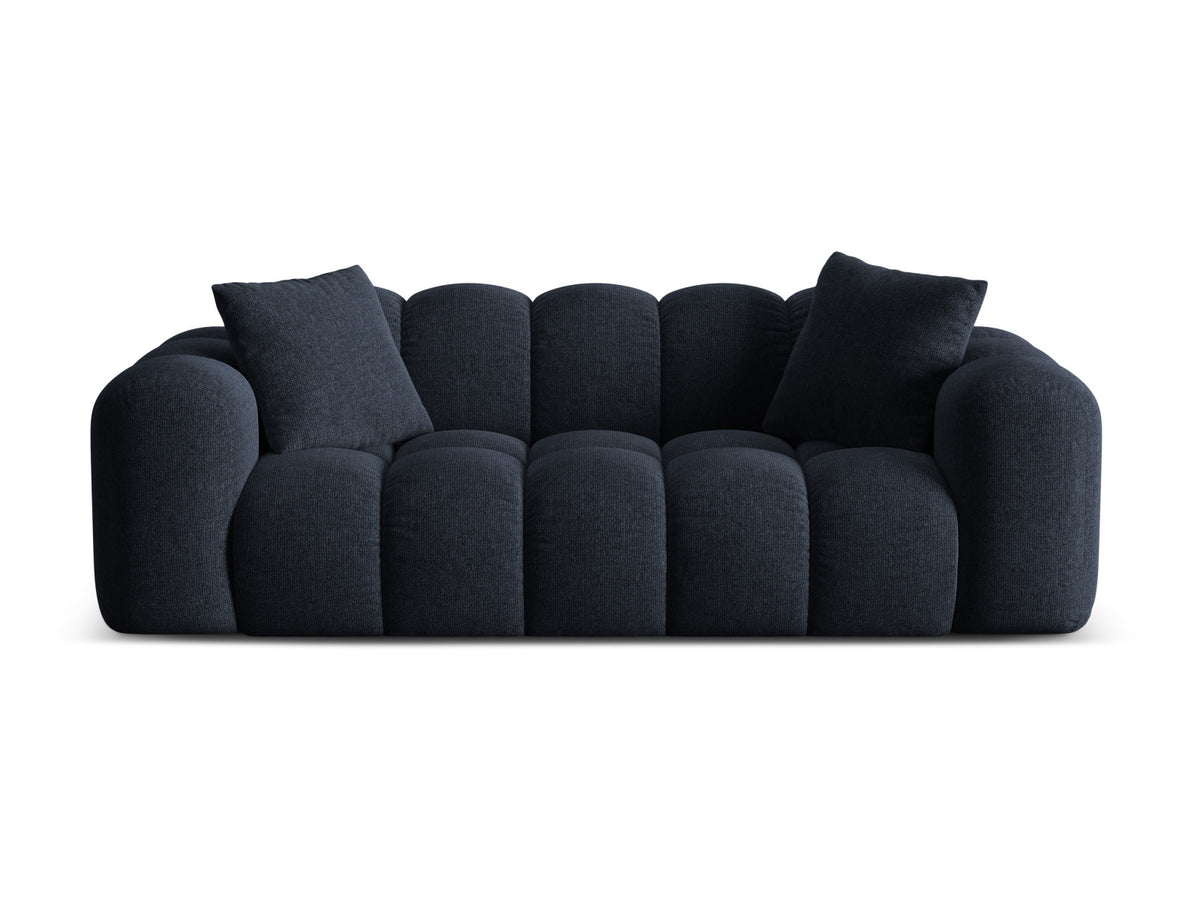 3er Sofa Treno mit Stoffbezug, schwarzen Kunststoffbeinen und flacher Rückenlehne