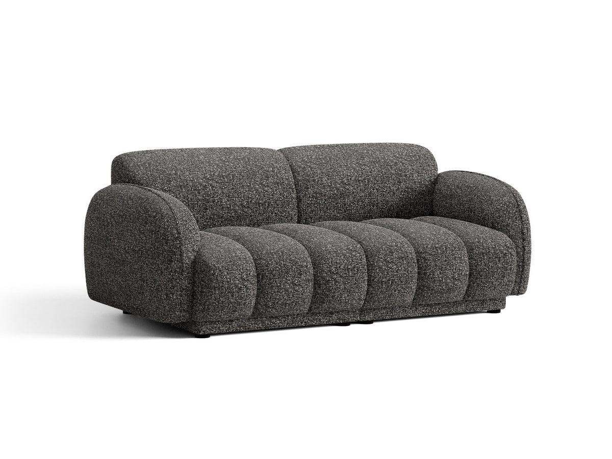 Beige-meliertes 3-Sitzer Sofa Bilbao aus Bouclé-Stoff mit Massivholzrahmen und schwarzen Kunststoffbeinen, Cosmopolitan Design.
