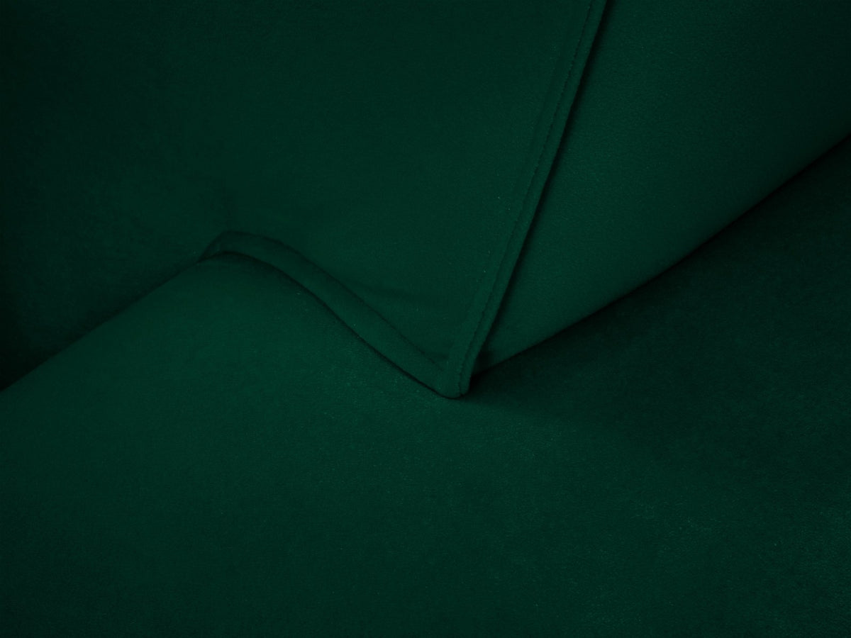 Dreisitzer-Sofa mit schwarzem Samtbezug (Salvador), Massivholzrahmen und schwarzen Kunststoffbeinen, Breite 232 cm.