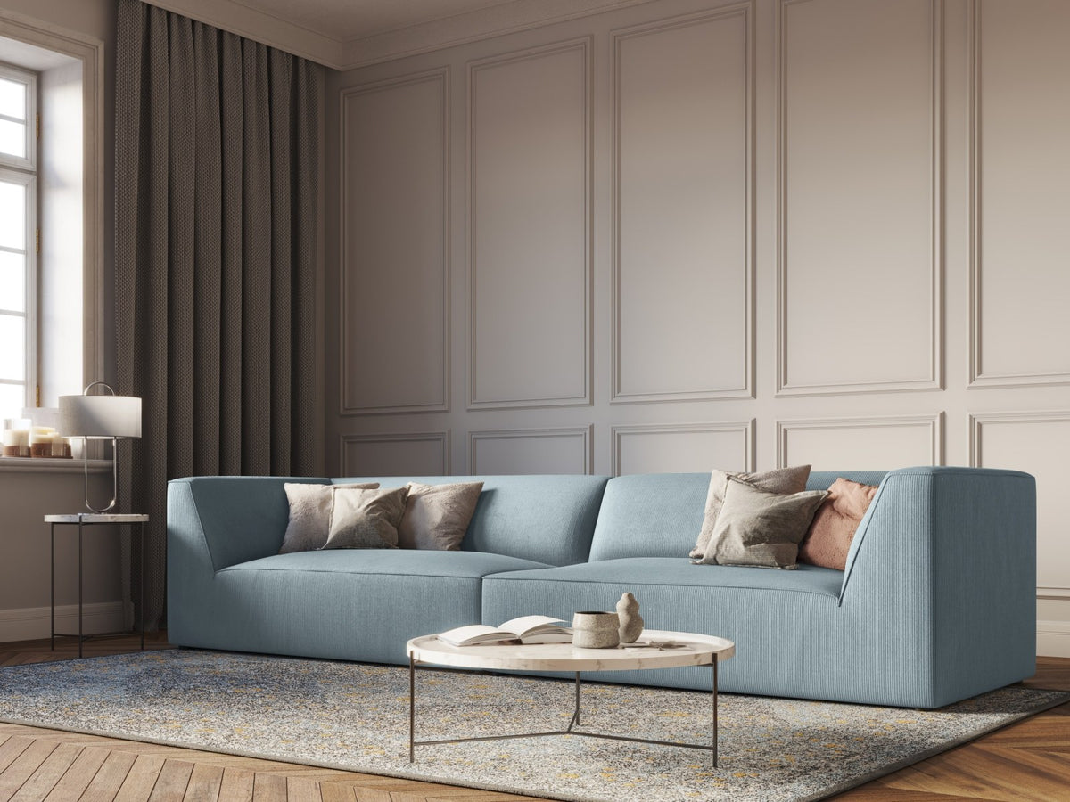 Beiges 4-Sitzer Sofa Siena mit strukturiertem Cordstoffbezug, Massivholzrahmen und schwarzen Kunststoffbeinen, moderne gerade Form.