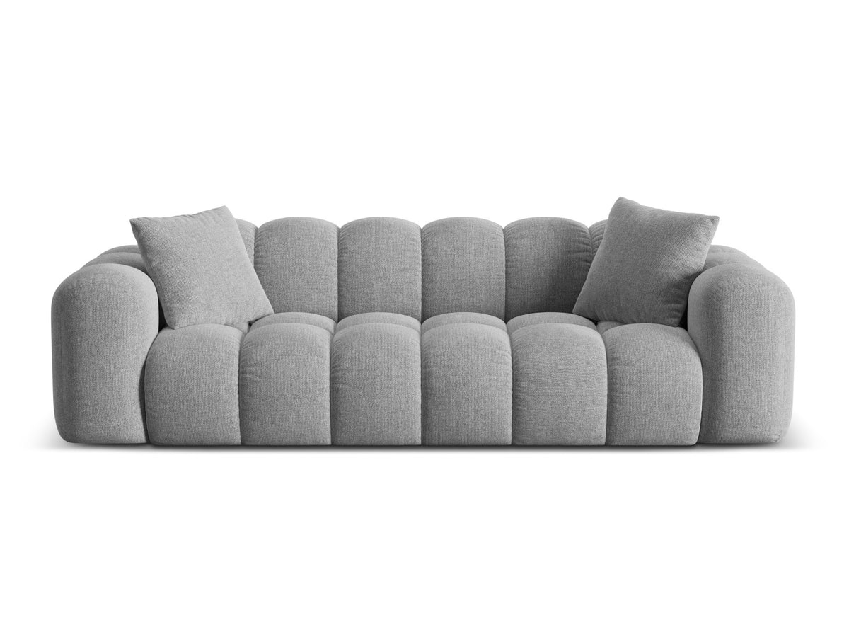 4-Sitzer Sofa Treno in Light Grey-Eden präsentiert im Onlineshop von KAQTU Design AG. 4er Sofa ist von Cosmopolitan Design