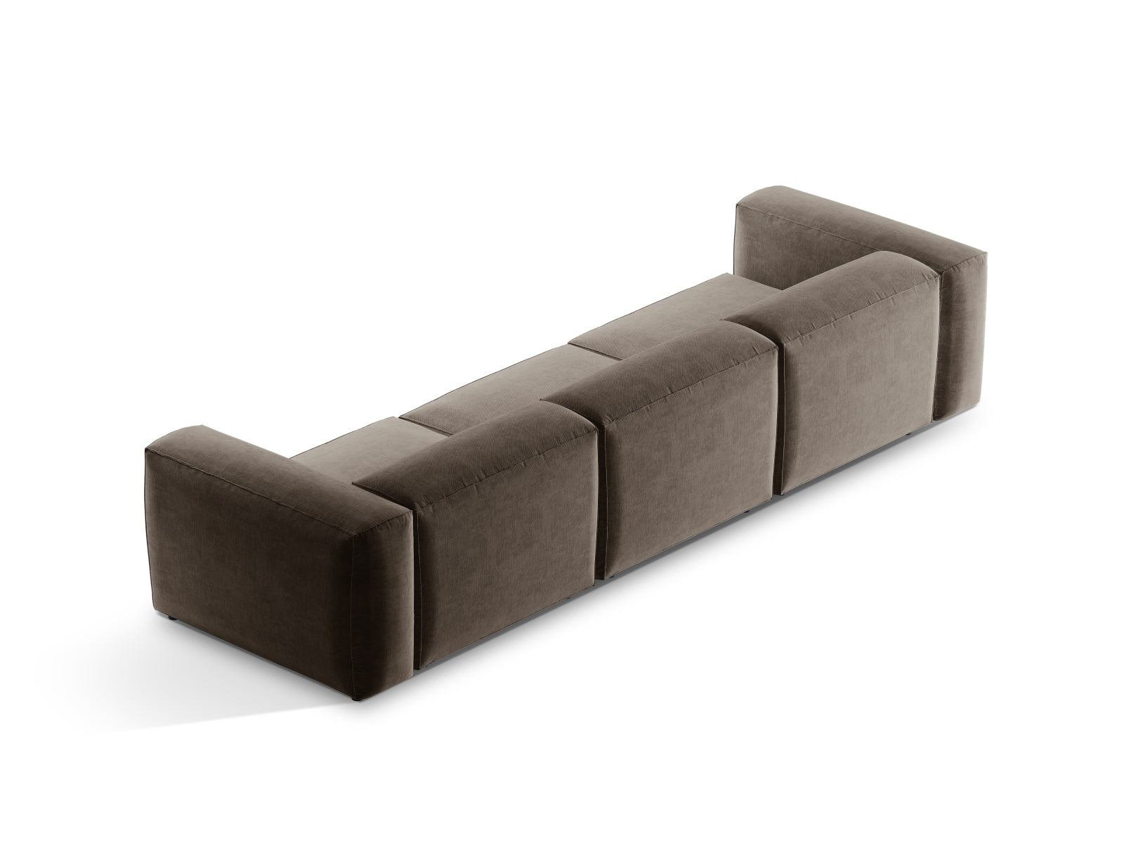 Erleben Sie das stilvolle Bergamo Modular Sofa 4 Sitzer von Cosmopolitan Design – ideal für Ihr modernes Wohnzimmer und entspannte Abende!