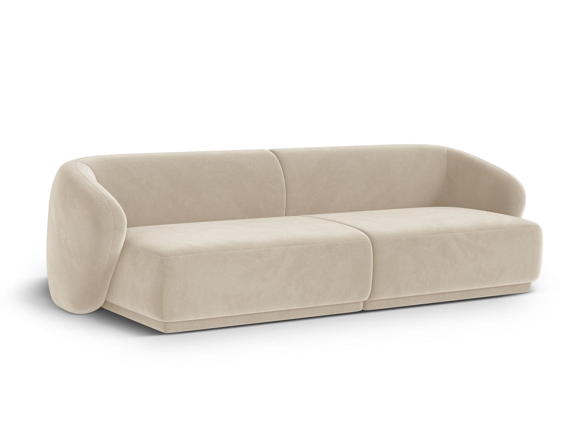 4-Sitzer Sofa Gomera in Beige-Salvador präsentiert im Onlineshop von KAQTU Design AG. 4er Sofa ist von Cosmopolitan Design