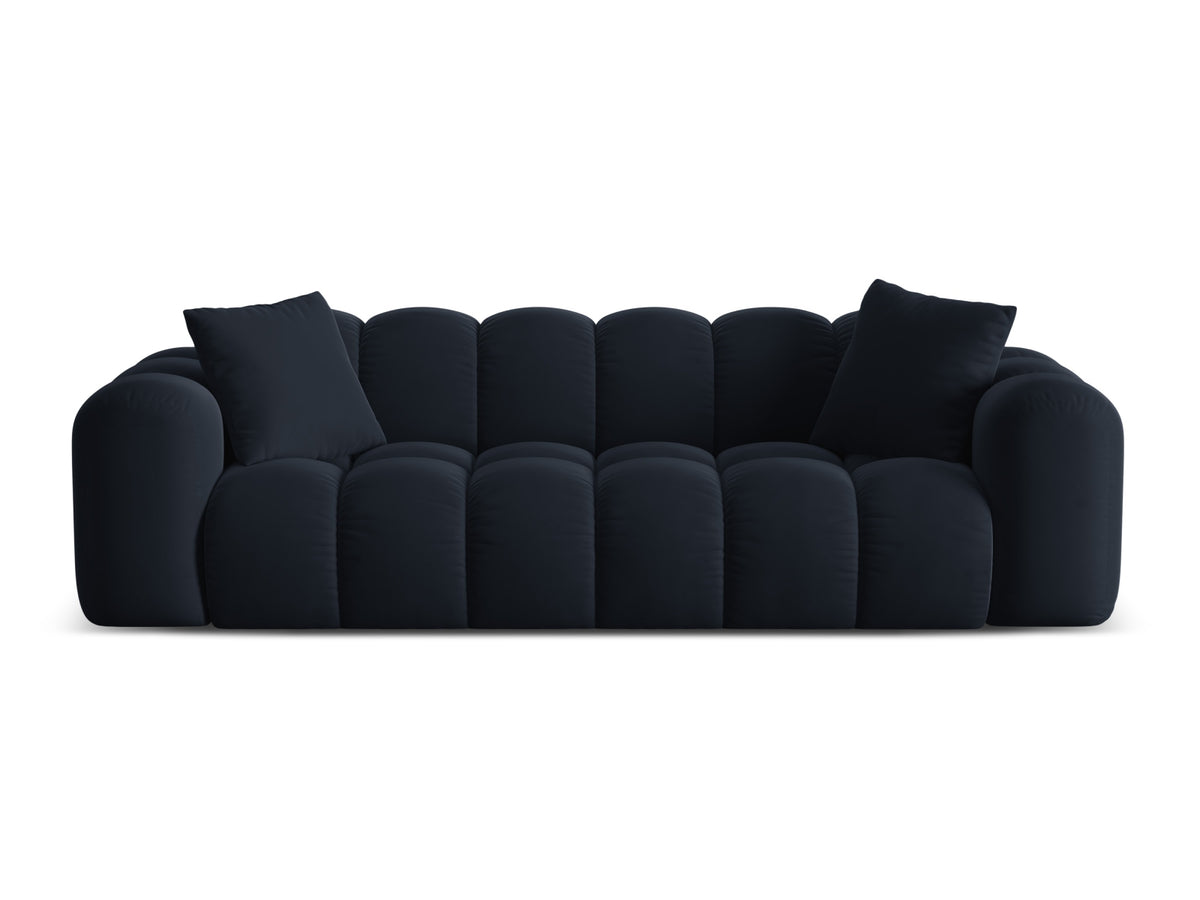 4-Sitzer Sofa Treno in Dark Blue-Bluvel präsentiert im Onlineshop von KAQTU Design AG. 4er Sofa ist von Cosmopolitan Design