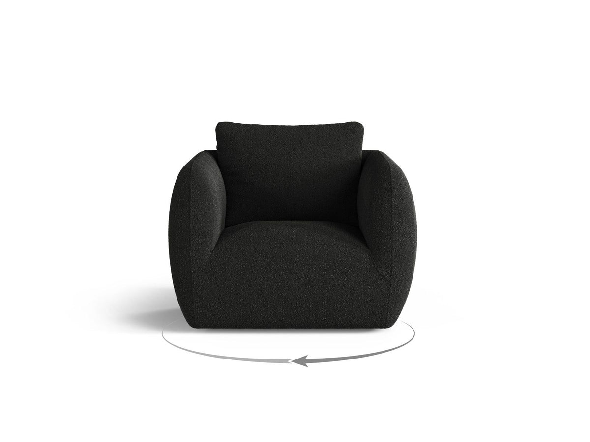 Bouclé-Sessel Nimes in White-Baloo von Cosmopolitan Design mit rundem Kiefernholzgestell und schlanken silberfarbenen Metallbeinen, frontal fotografiert.